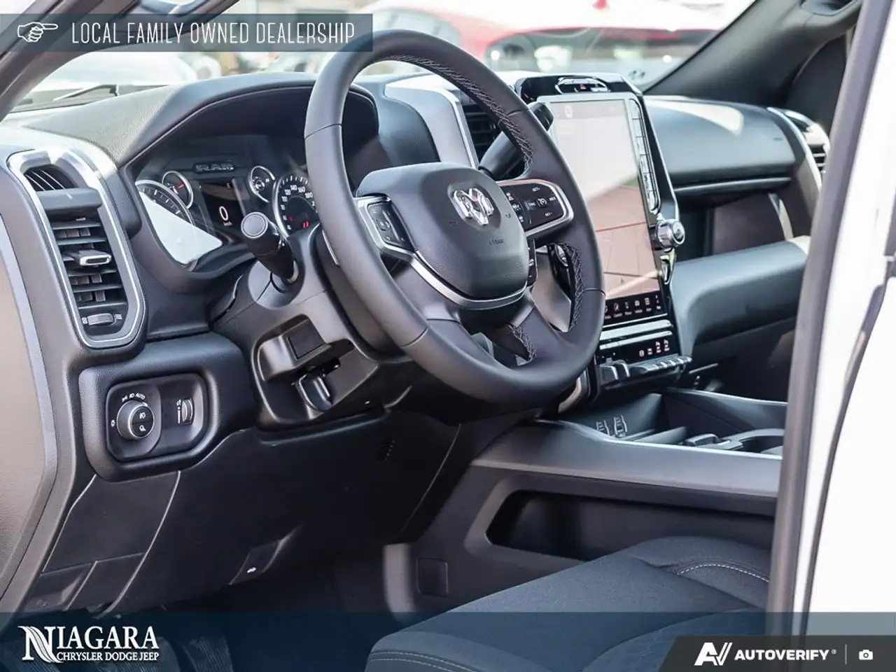 RAM 2500 снимка RAM 2500