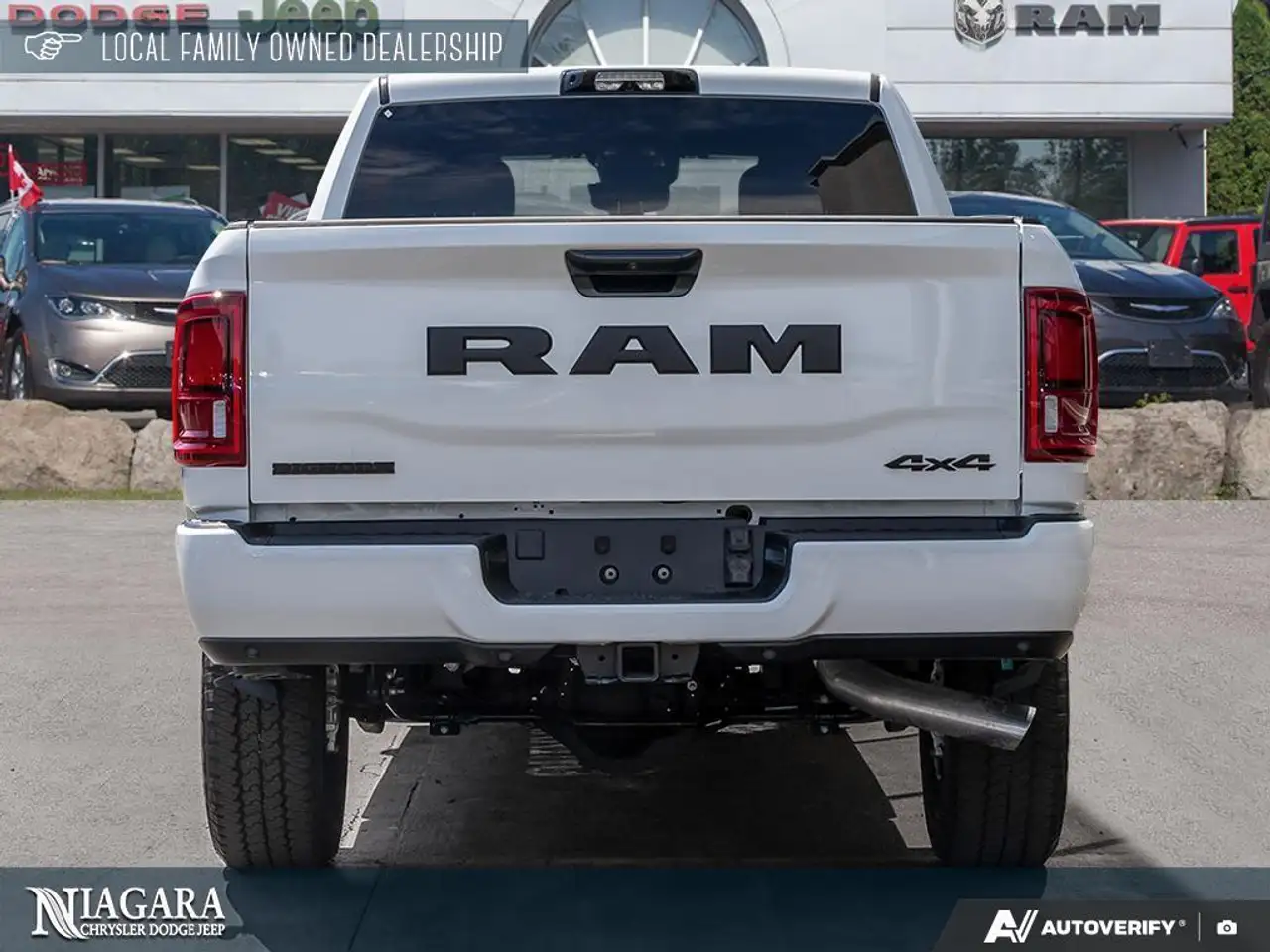 RAM 2500 снимка RAM 2500