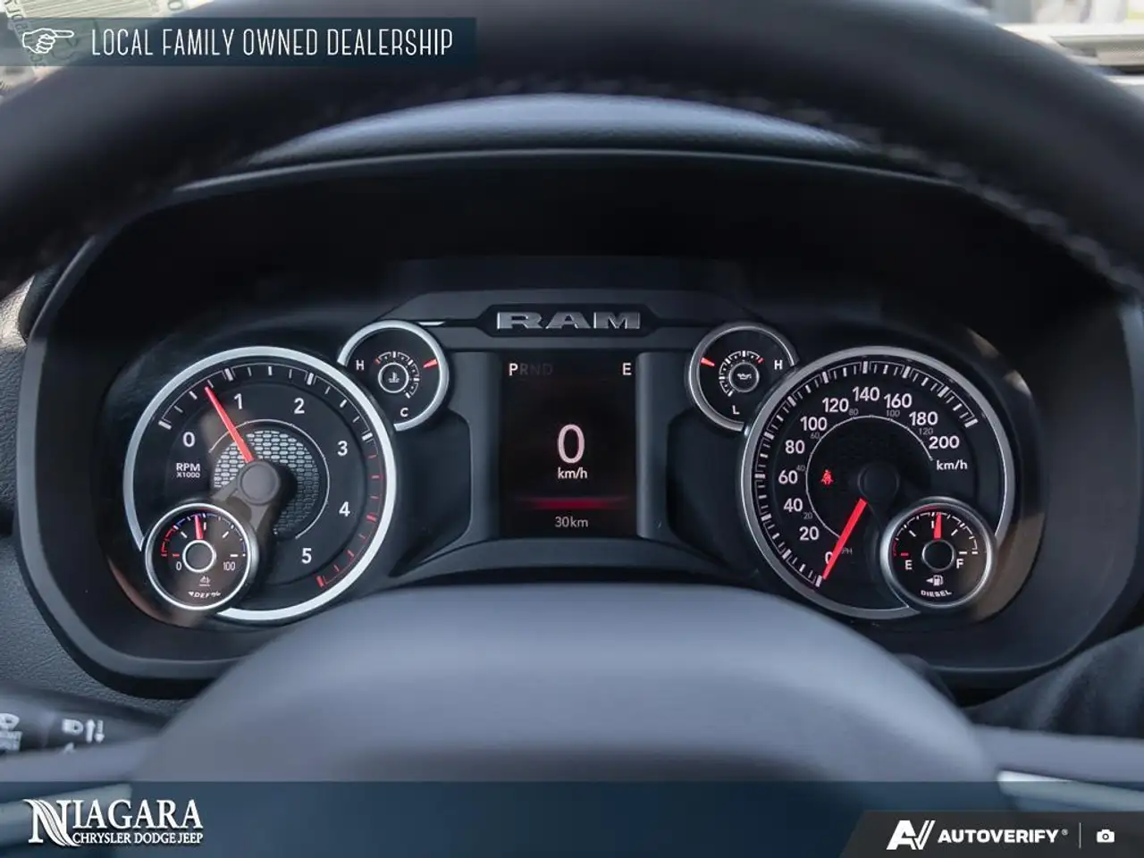 RAM 2500 снимка RAM 2500