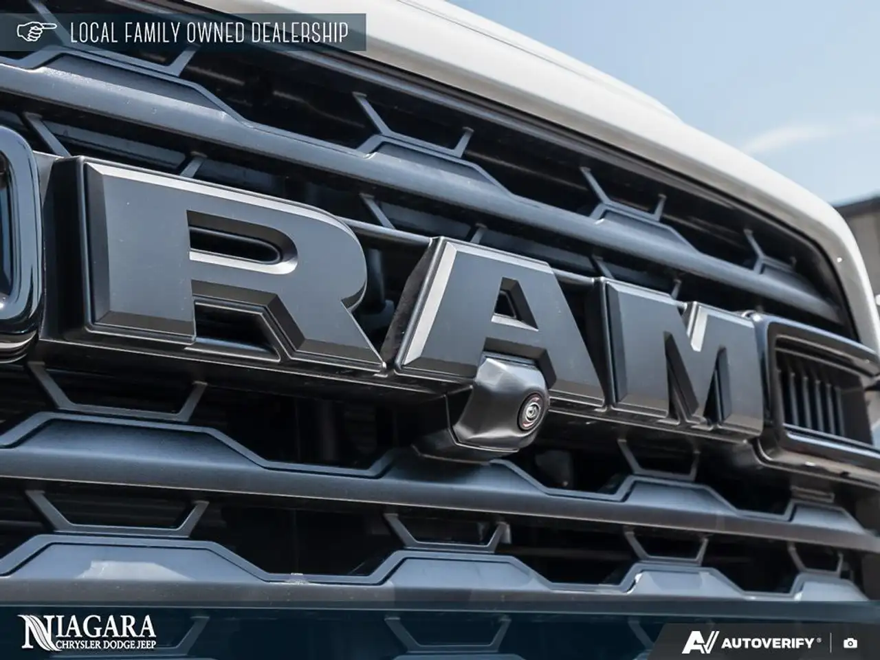 RAM 2500 снимка RAM 2500