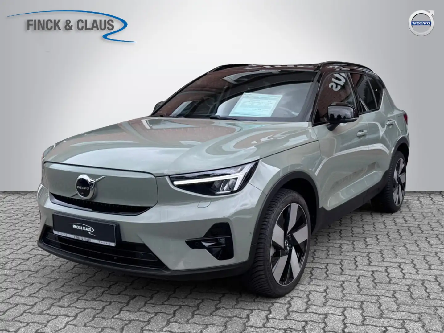 Volvo XC40 Twin Motor Ultimate H/K ACC PANO 360° Vert - 1