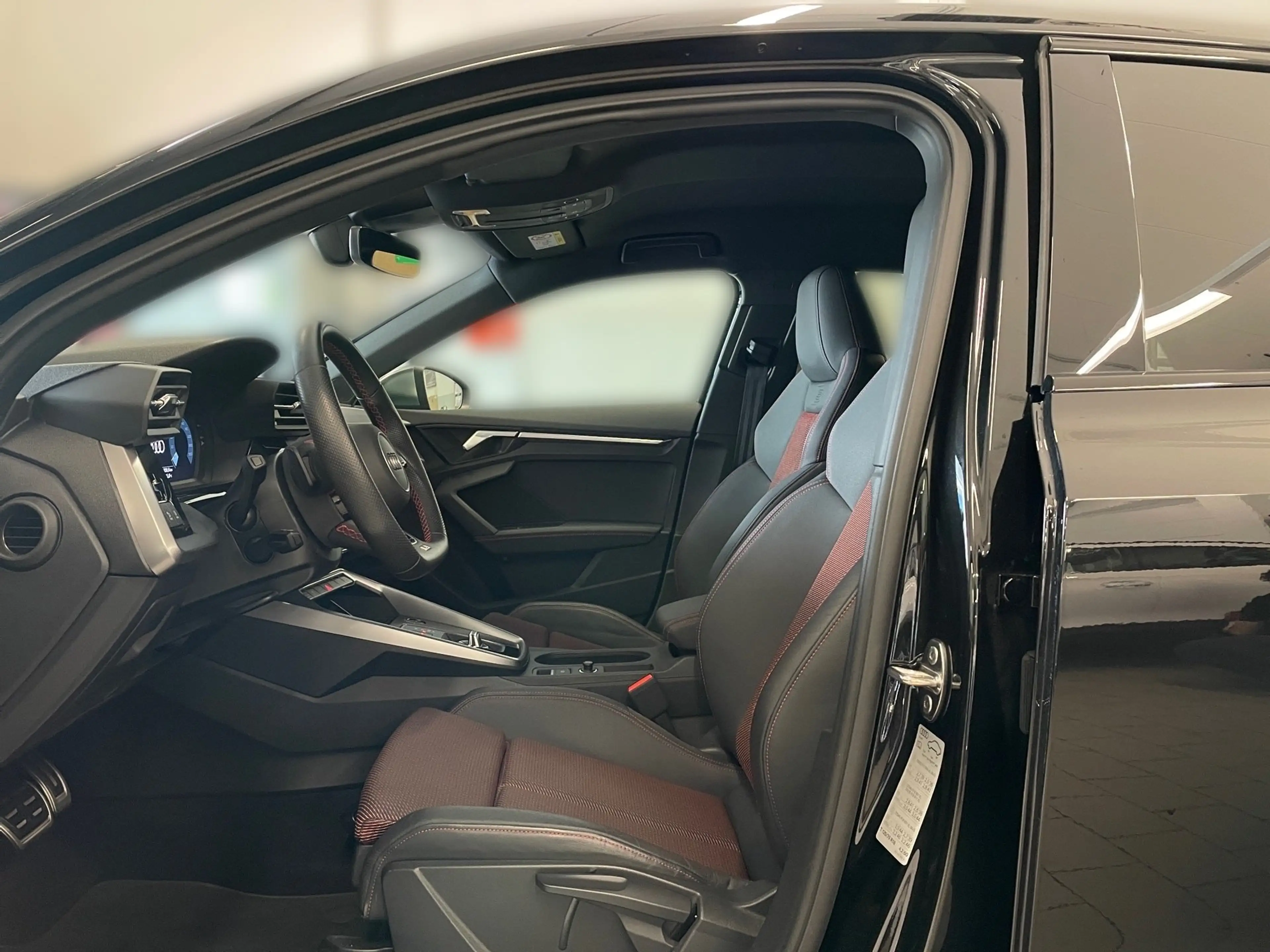 Audi S3 Sportback TFSI quattro *B&O*LED*PDC* — photo 10