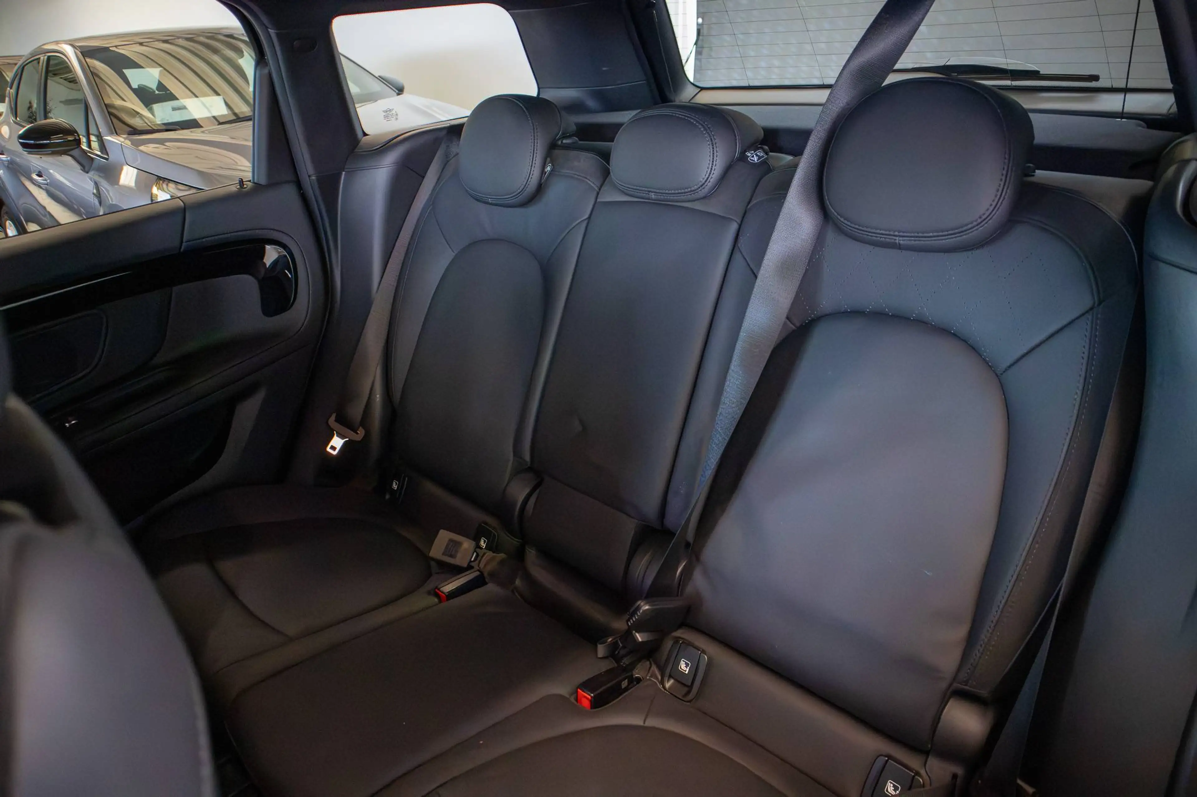 MINI Cooper S Countryman LEDER, TREKHAAK, SPORTSTOELEN, CARPLAY, COMFORT ACCESS — photo 11