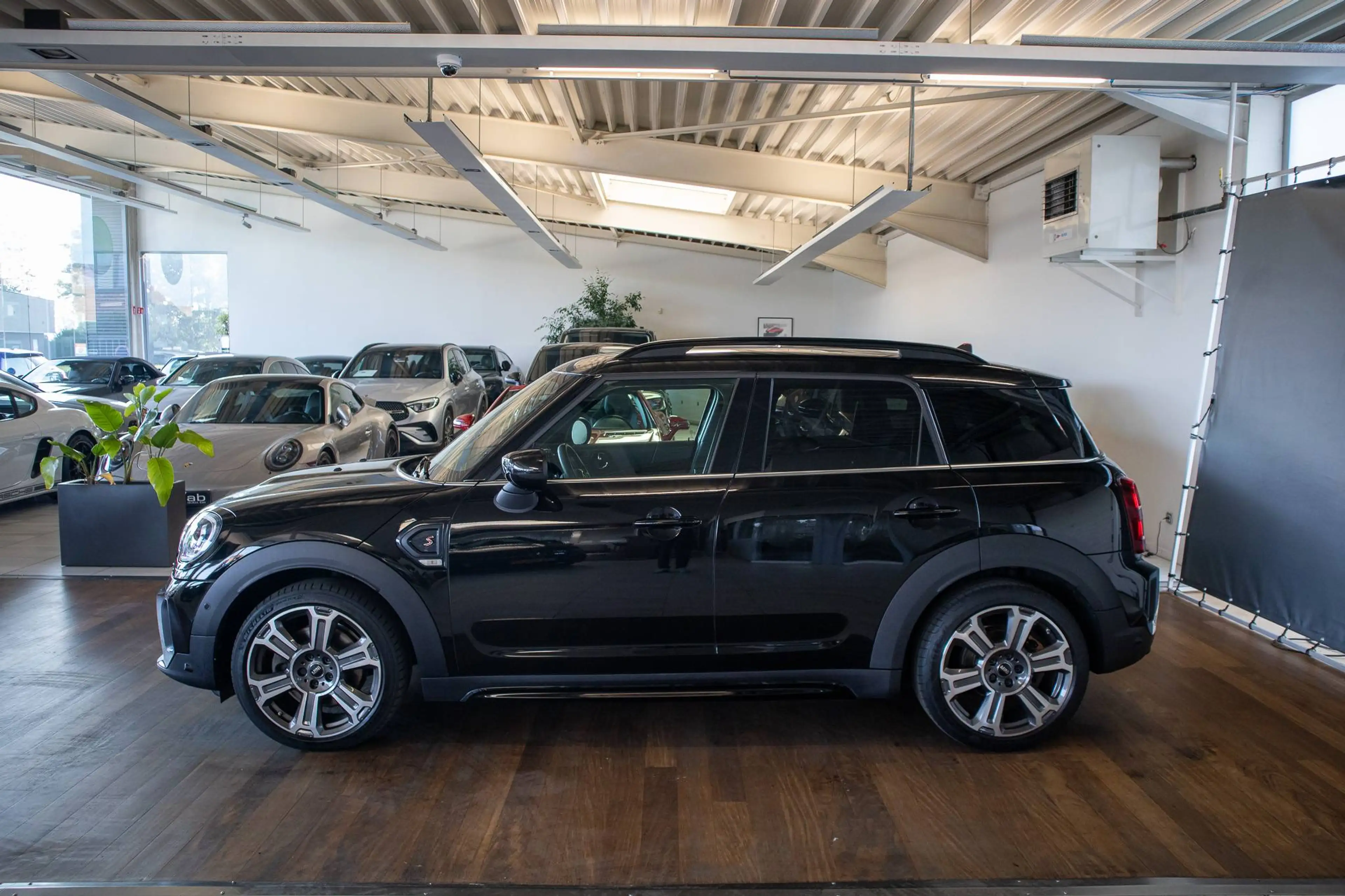 MINI Cooper S Countryman LEDER, TREKHAAK, SPORTSTOELEN, CARPLAY, COMFORT ACCESS — photo 6