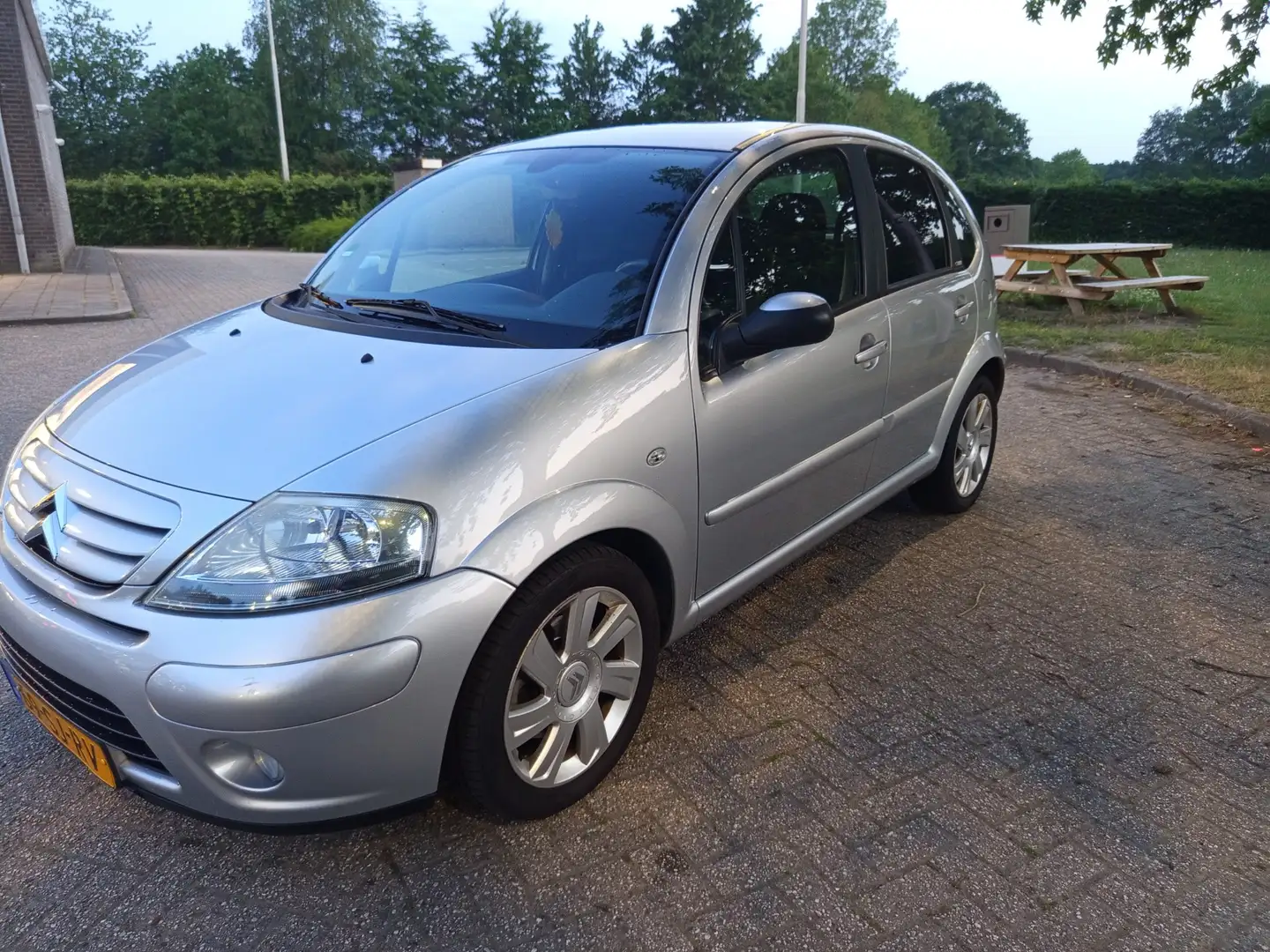 Citroen C3 1.6 automaat Exclusive 16v Grijs - 1