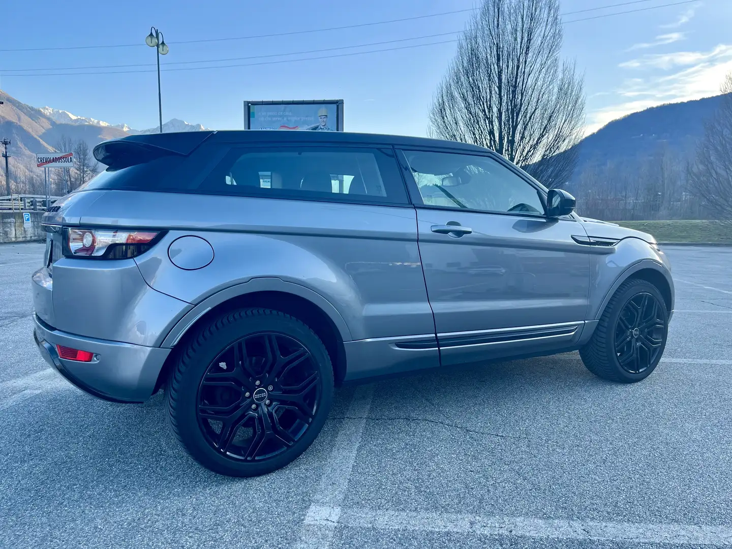 Land Rover Range Rover Evoque - 1