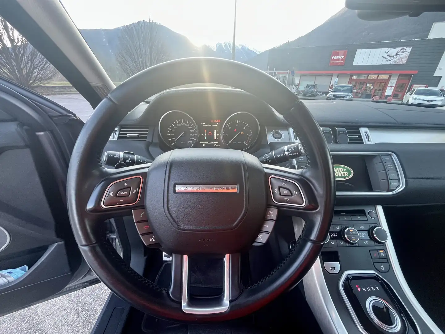 Land Rover Range Rover Evoque - 2