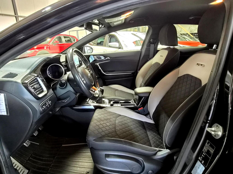 Kia ProCeed / pro_cee'd 1.4 T-GDI 140PK GT-Line |Clima|Navi|Cam|Carplay — photo 4