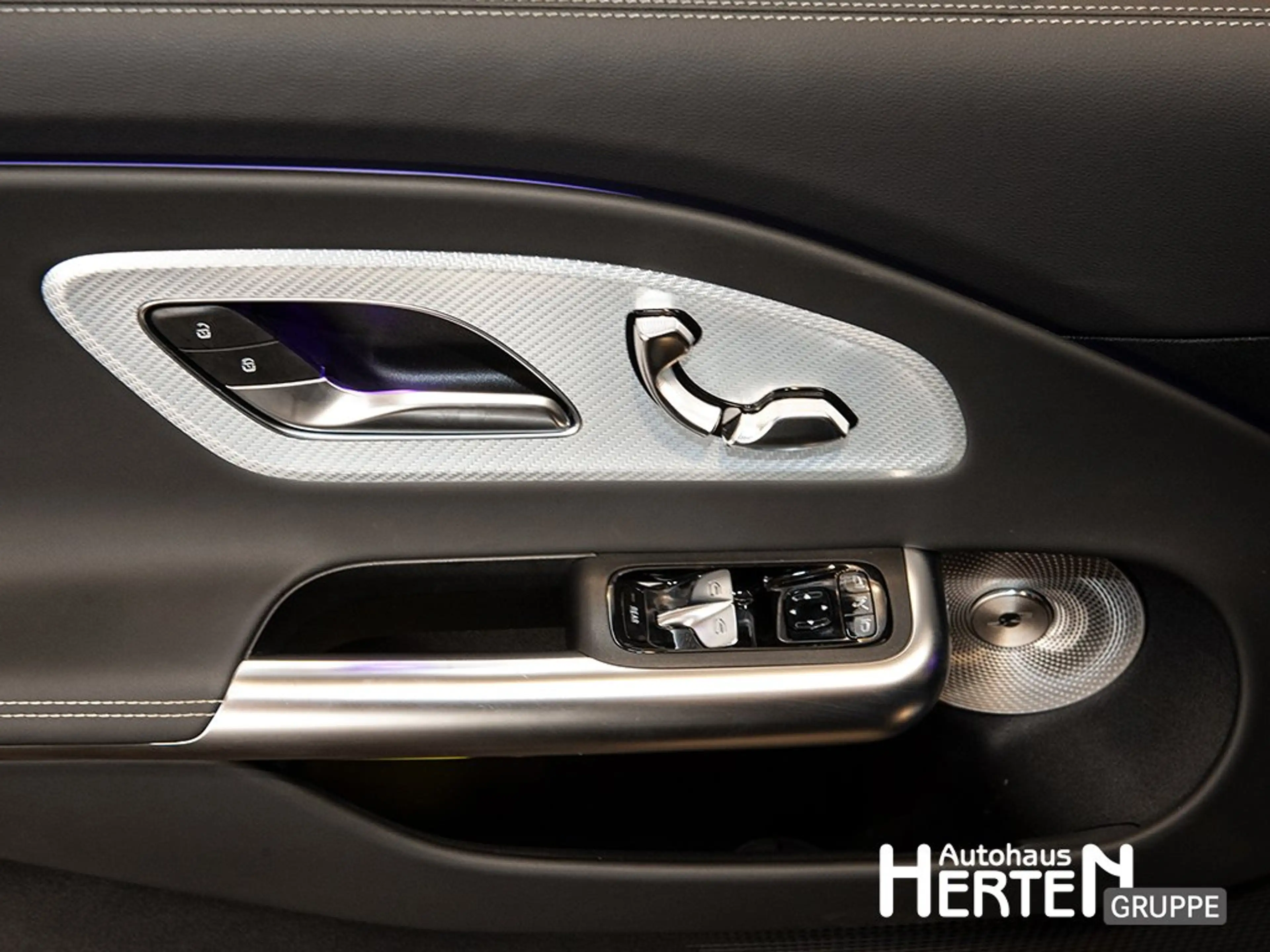 Mercedes-Benz CLA 250 + EQ AMG+NIGHT+360°+HUD+19"+DRIVE-ASSIST+ — photo 9
