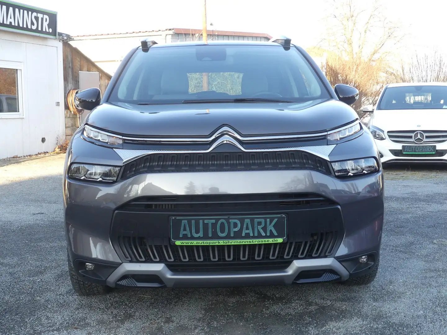 Citroen C3 Aircross Shine1.Hand*SH-gepfl.*Nr.61 Grau - 2