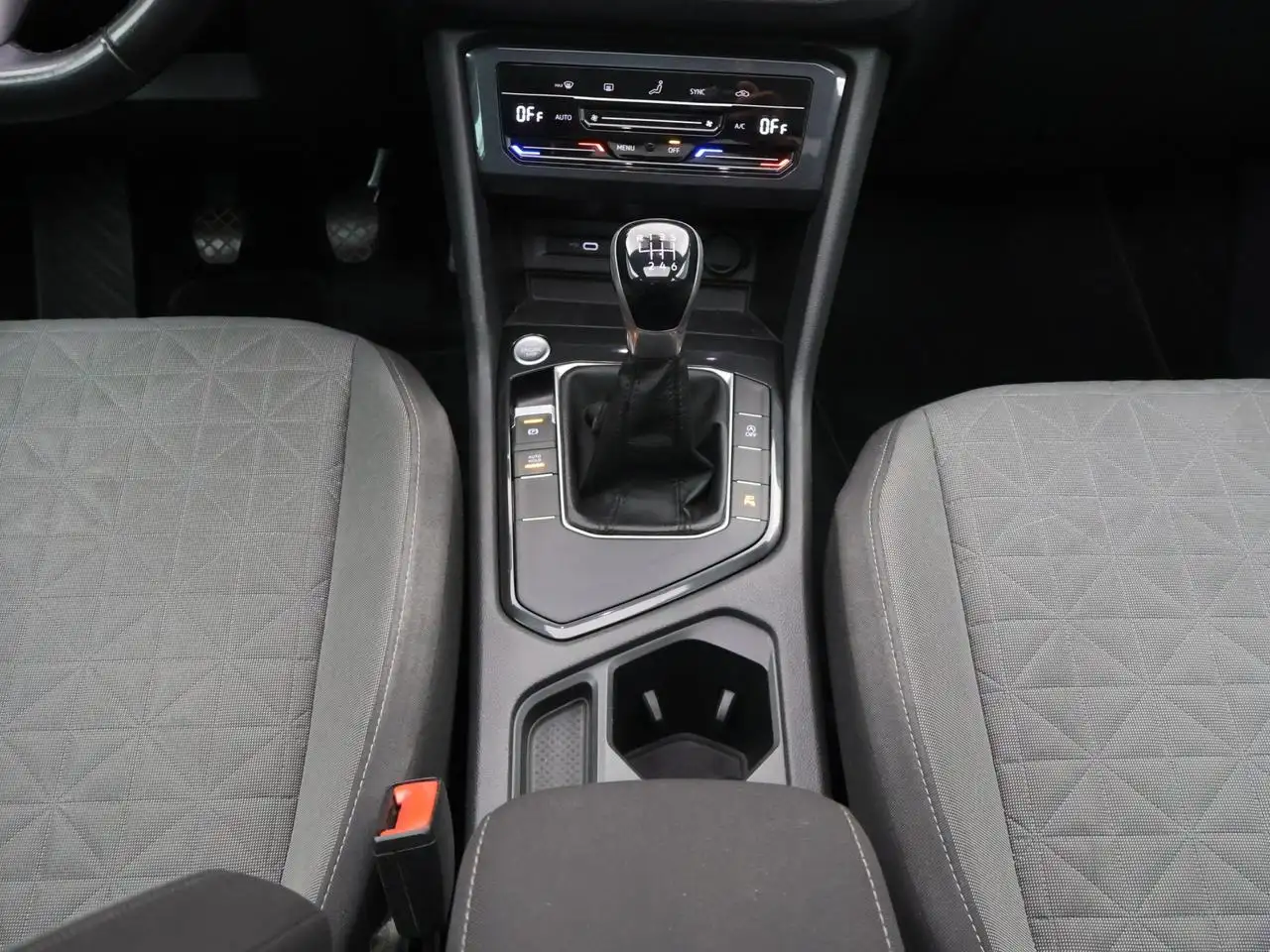 Volkswagen Tiguan 1.5 TSI ACT LIFE *PANO*TREKHAAK*AUTOCLIMA*ADAPTIVE*..., миниатюра 17