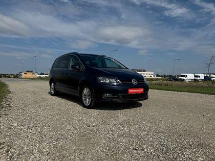 Volkswagen Sharan Highline BMT 2,0 TDI DPF DSG *7-Sitzer*Finanzie...