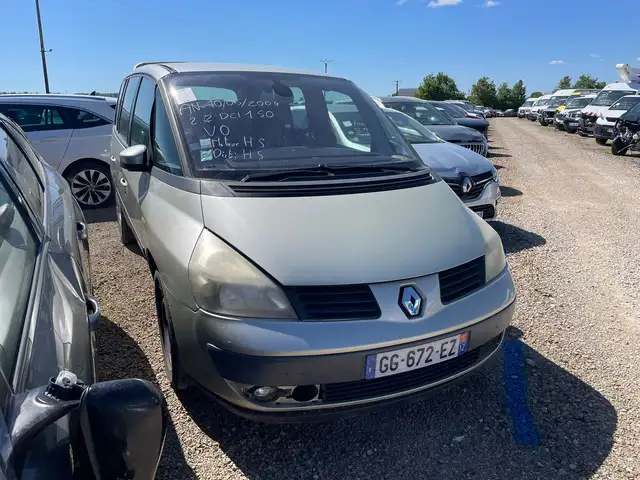 Renault Espace ESPACE 4 PHASE 1 2.2 DCI 150 / GG672
