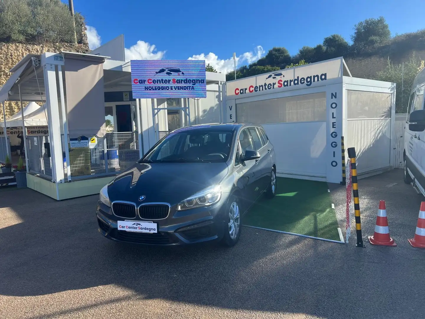 BMW 218 218d Active Tourer xdrive Advantage 7 posti Bleu - 1