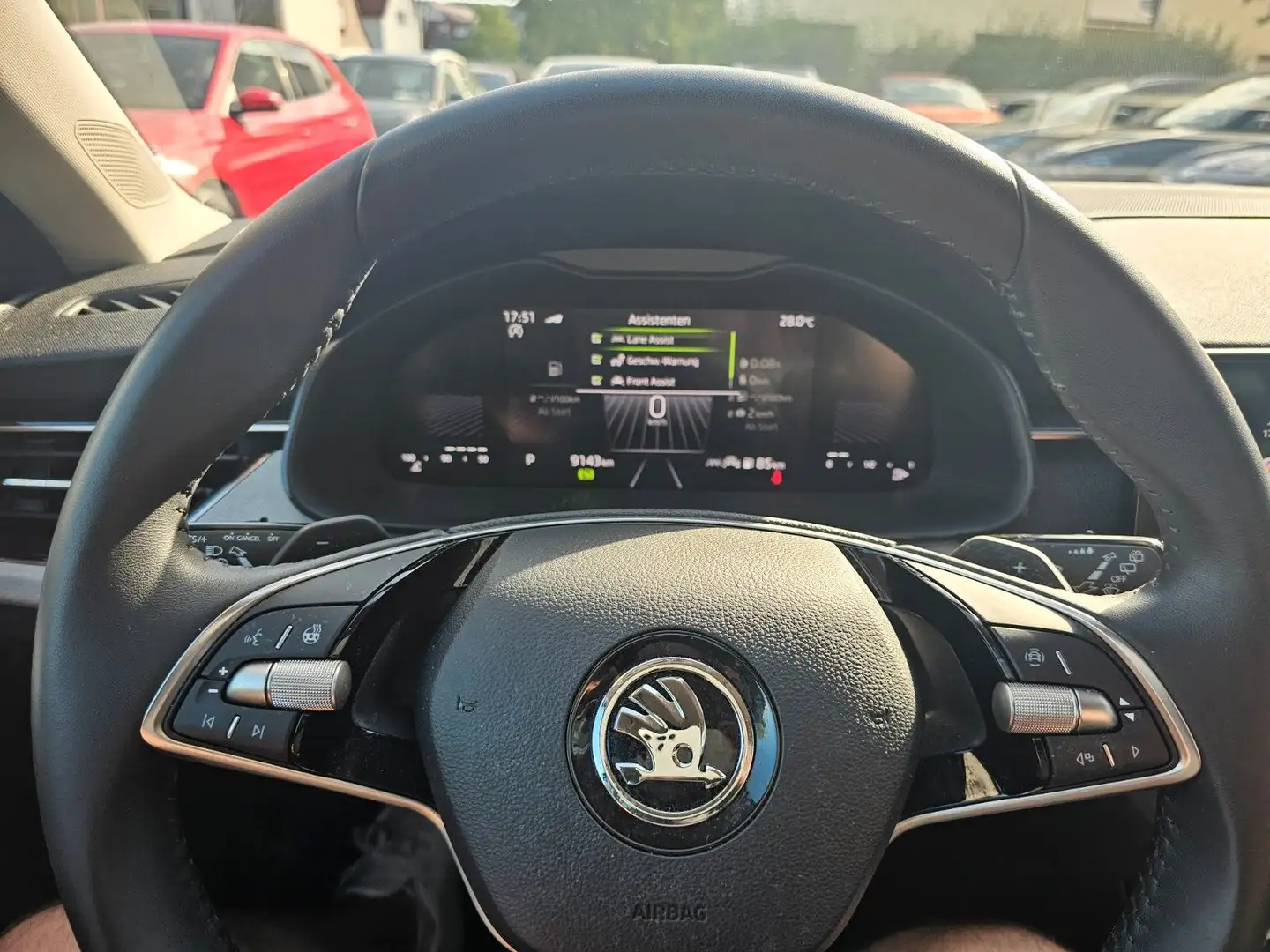 Skoda Scala 1,0 TSI Selection Kamera/PDC Schwarz - 2