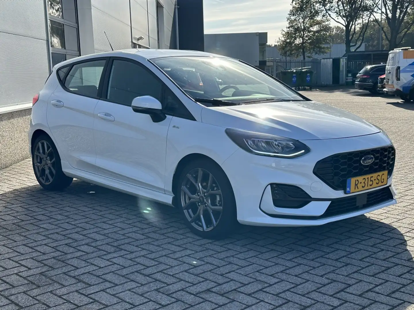 Ford Fiesta 125pk EcoBoost .Hybrid. ST-Line Wit - 2