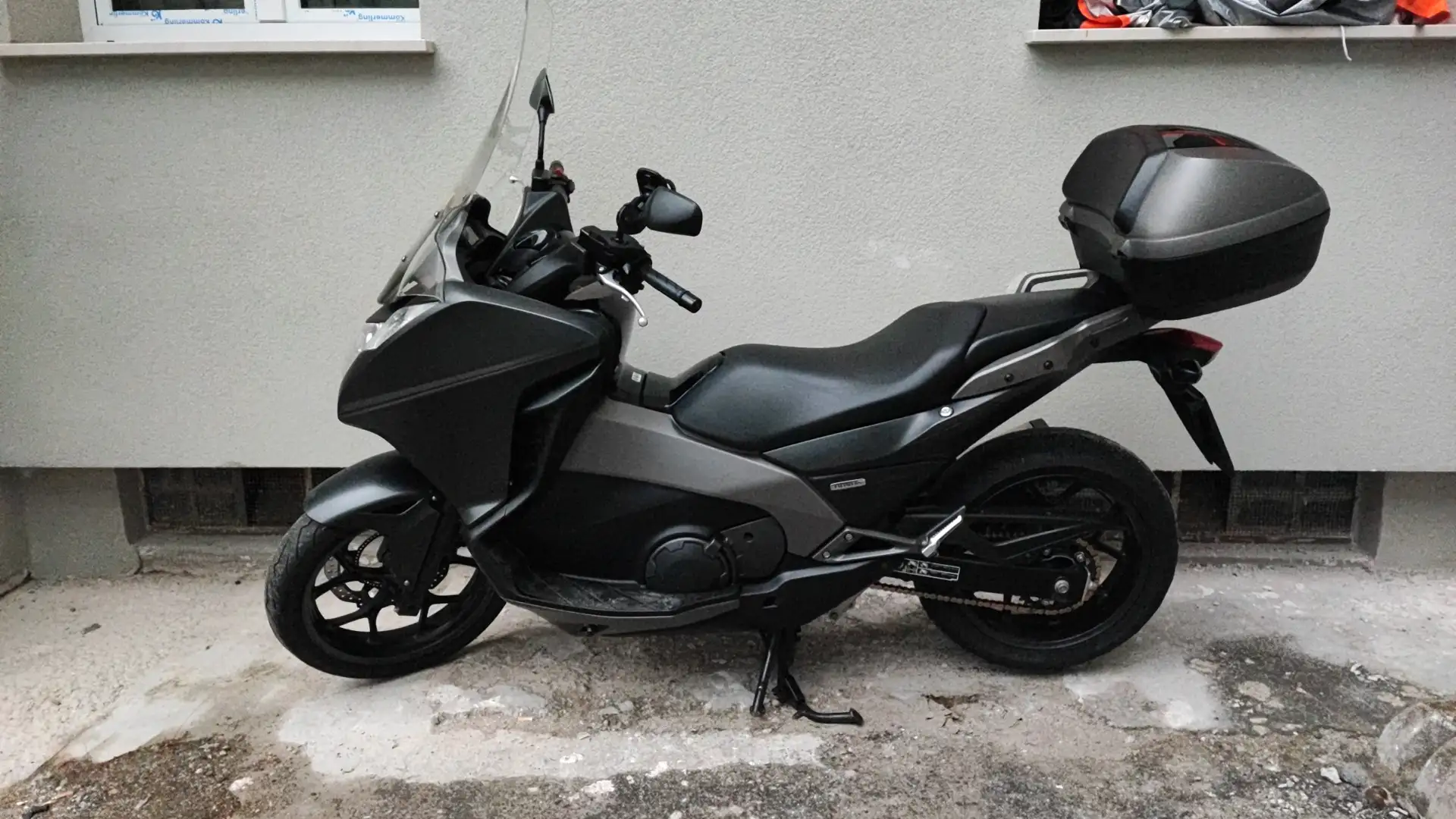 Honda Integra Moto con nessun intervento da fare...tenuta molto Nero - 2