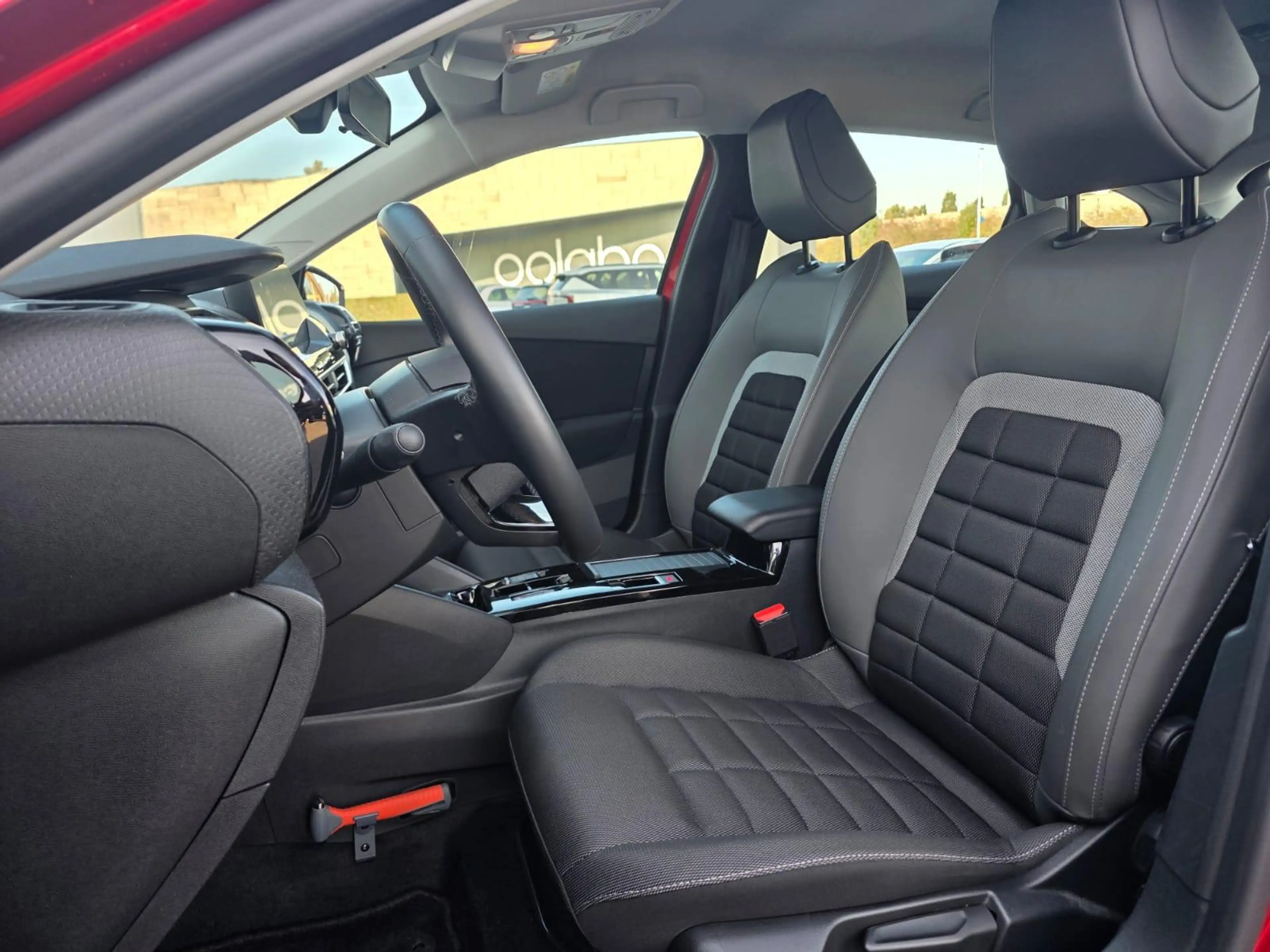 Citroen E-C4 Electric Business 156pk Extended range 54 kWh Navigatie | P — photo 8
