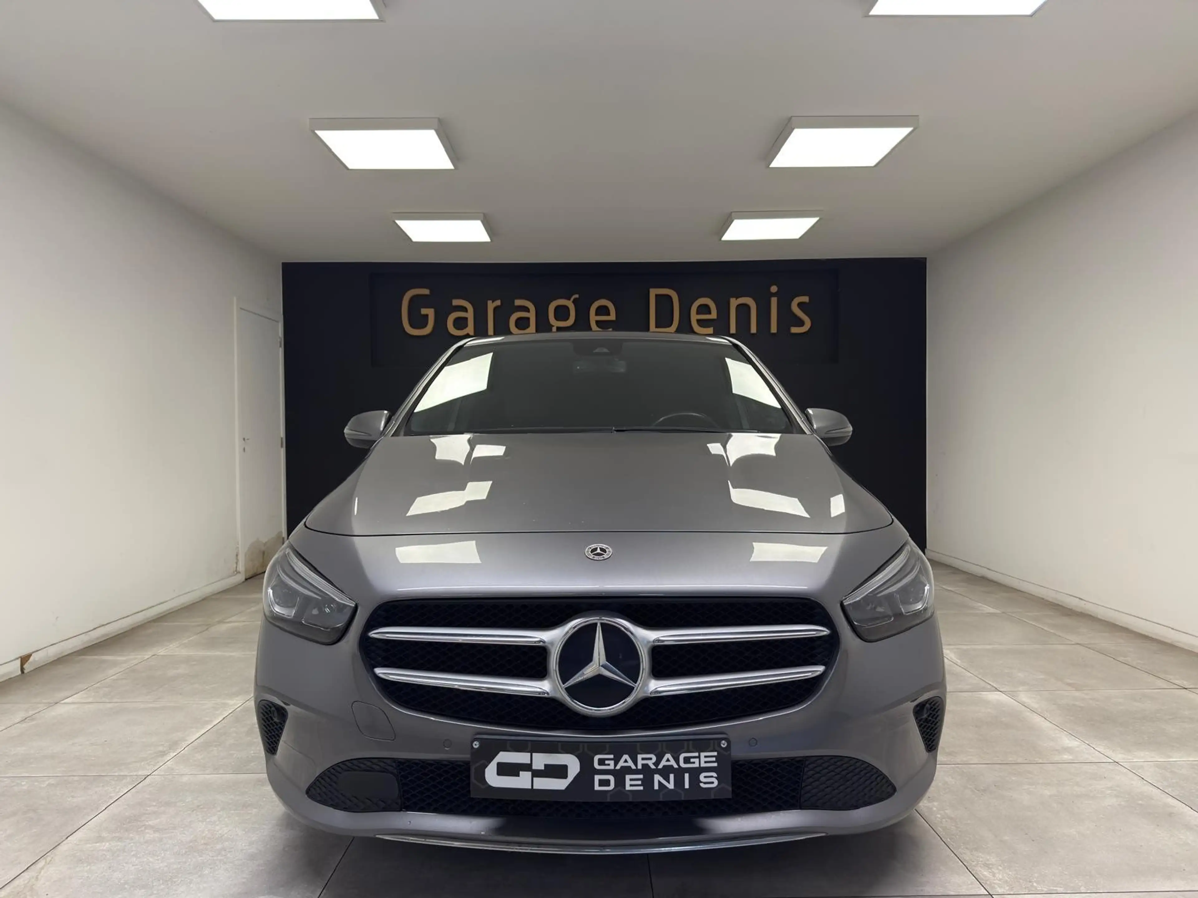Mercedes-Benz B 180 d **BOITE-AUTO**GPS+CAMERA*LED*GARANTIE 12MOIS* — photo 2