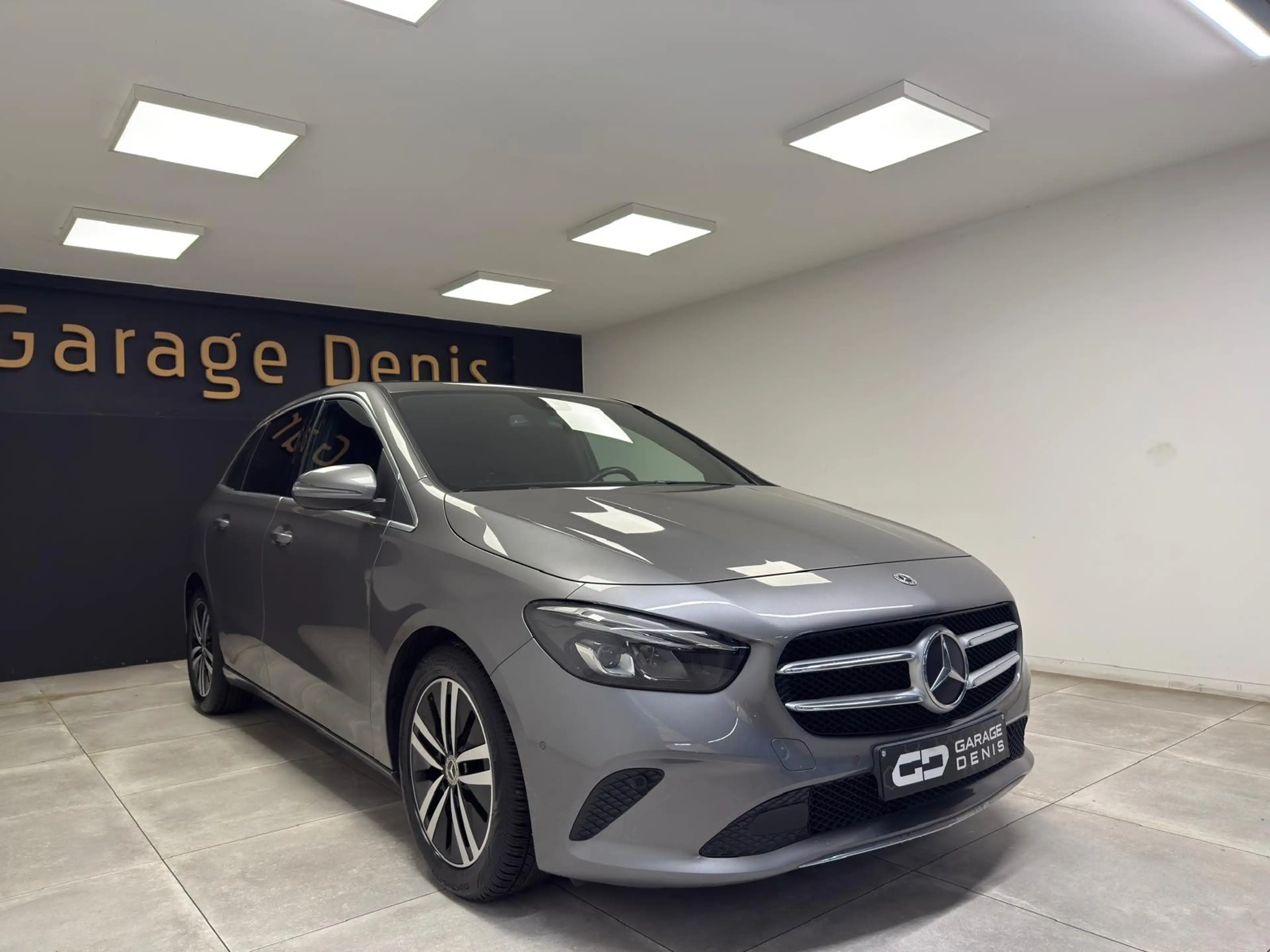 Mercedes-Benz B 180 d **BOITE-AUTO**GPS+CAMERA*LED*GARANTIE 12MOIS* — photo 5