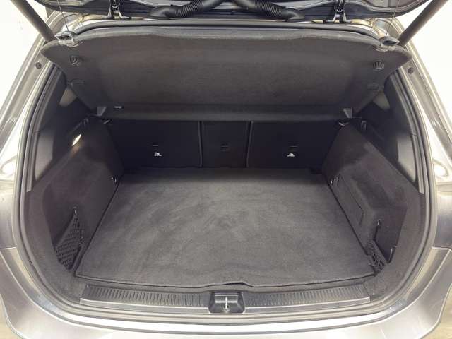 Mercedes-Benz B 180 — photo 16