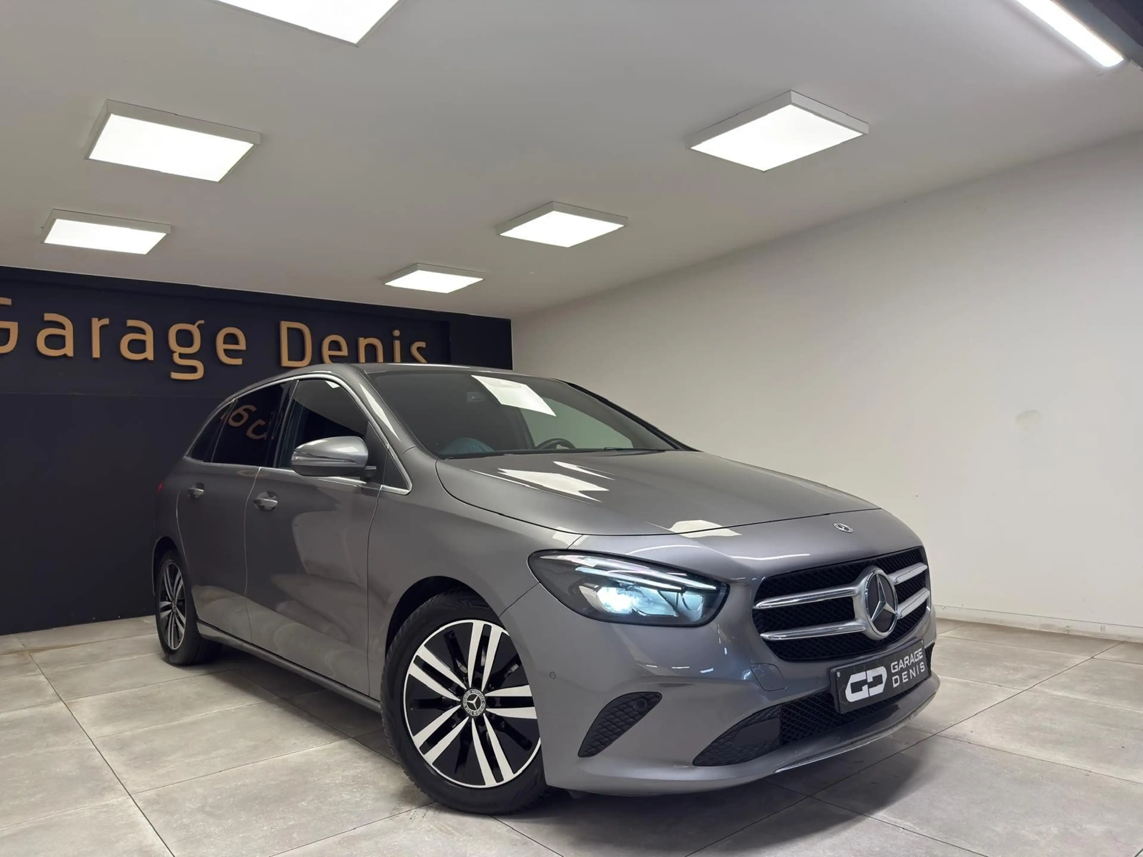 Mercedes-Benz B 180 d **BOITE-AUTO**GPS+CAMERA*LED*GARANTIE 12MOIS* — photo 3