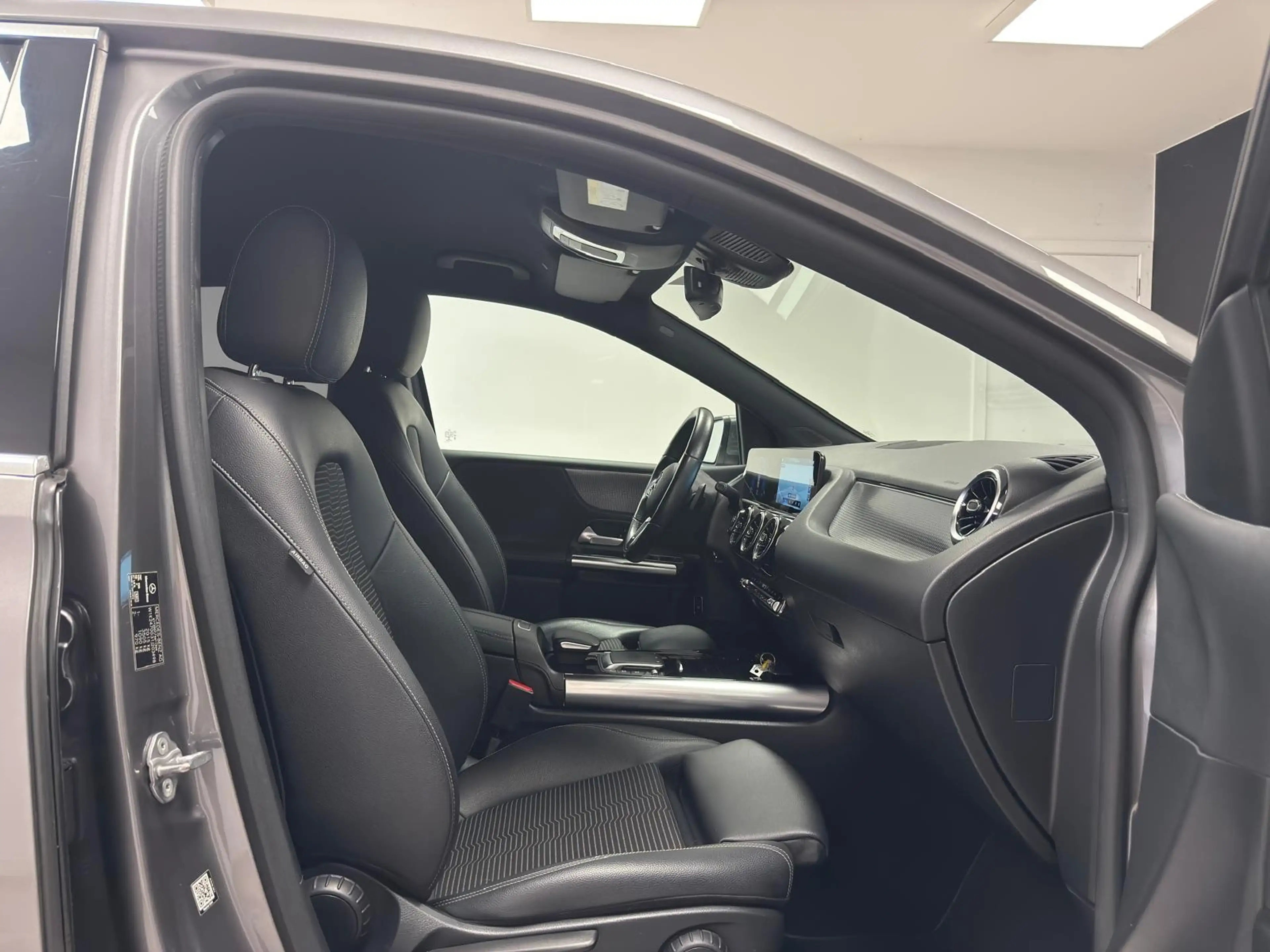 Mercedes-Benz B 180 d **BOITE-AUTO**GPS+CAMERA*LED*GARANTIE 12MOIS* — photo 12