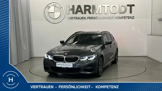 BMW 330 e xDrive *Modell M-Sport*
