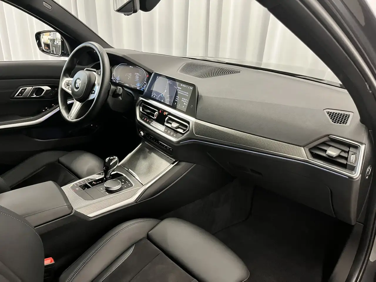 BMW 330 e xDrive *Modell M-Sport*, миниатюра 8