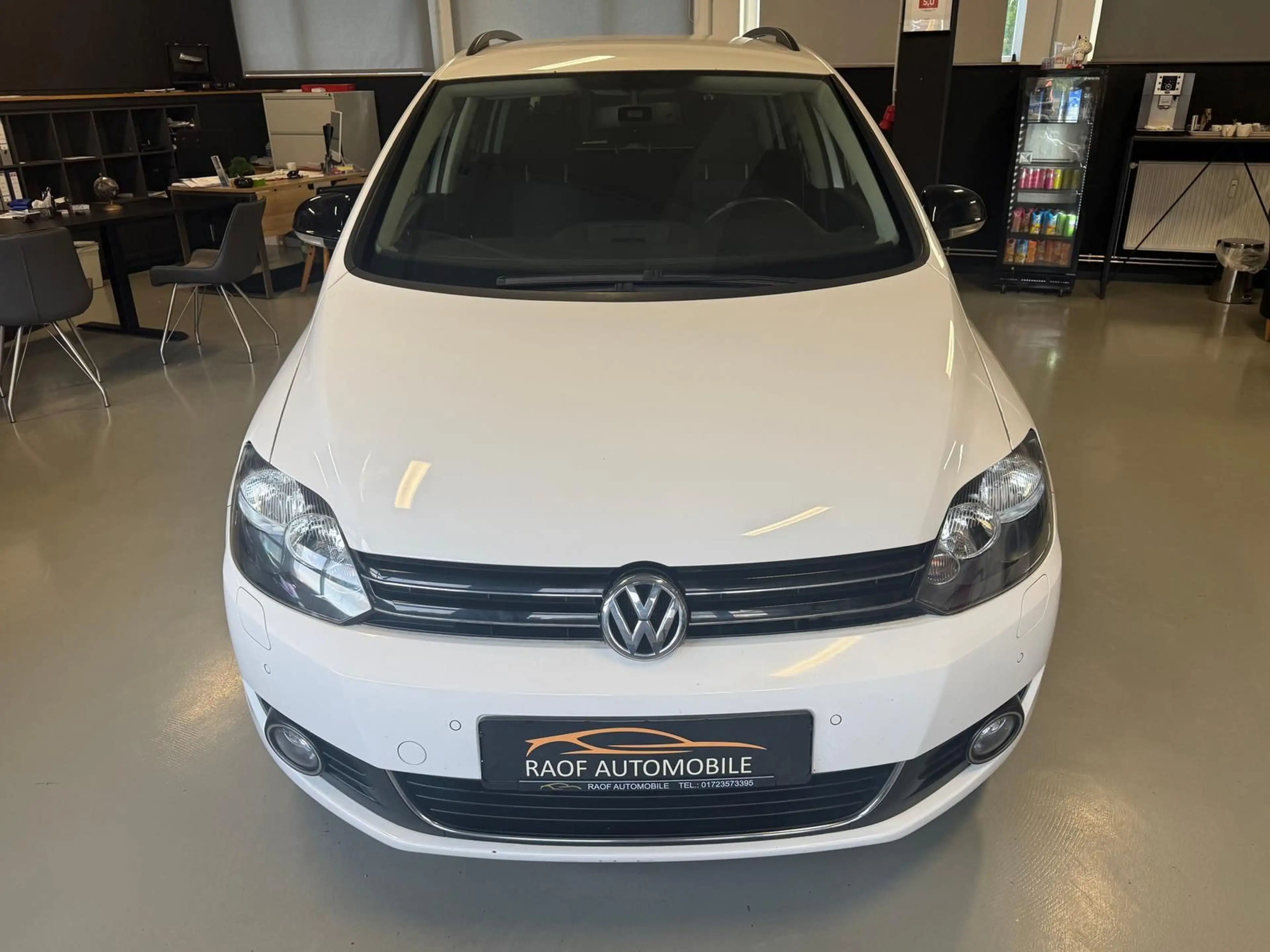 Volkswagen Golf Plus 1.4 TSI Style NAVI PDC SITZHEIZUNG — photo 3