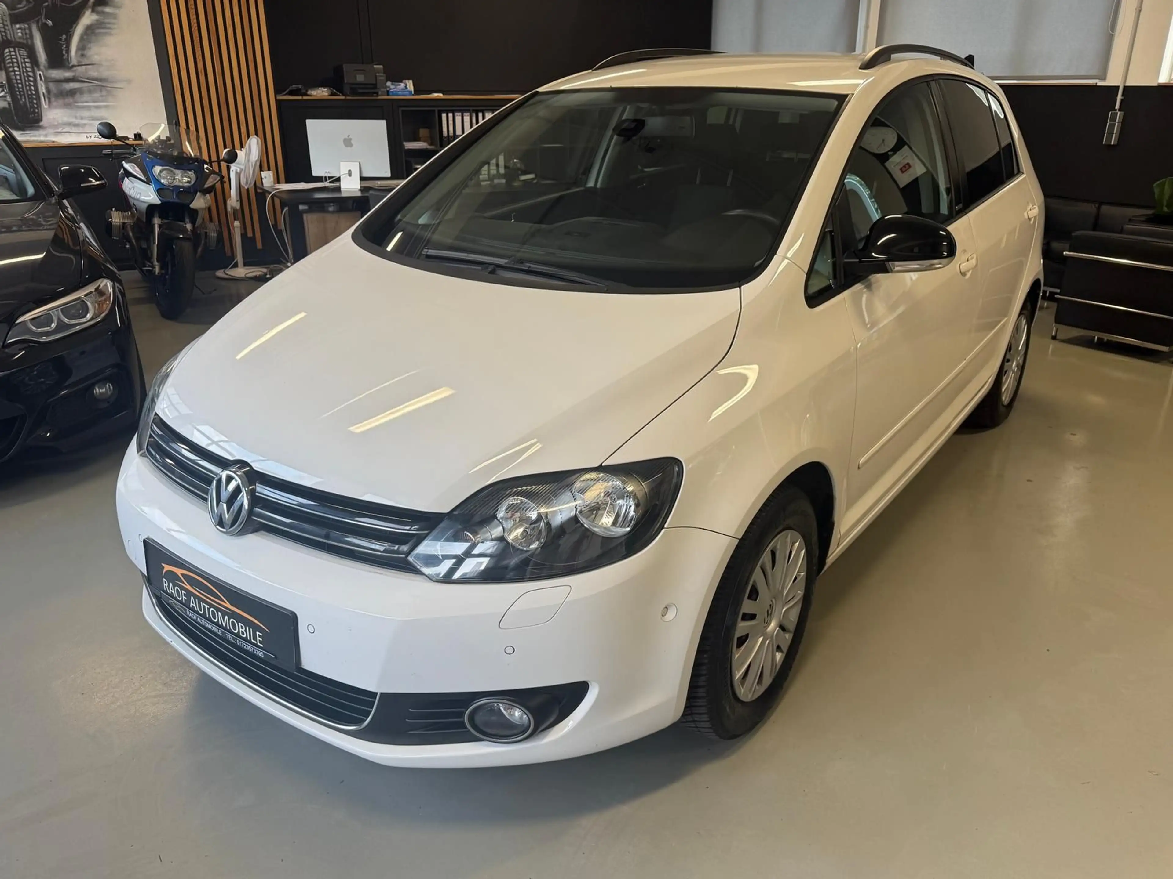Volkswagen Golf Plus 1.4 TSI Style NAVI PDC SITZHEIZUNG — photo 2