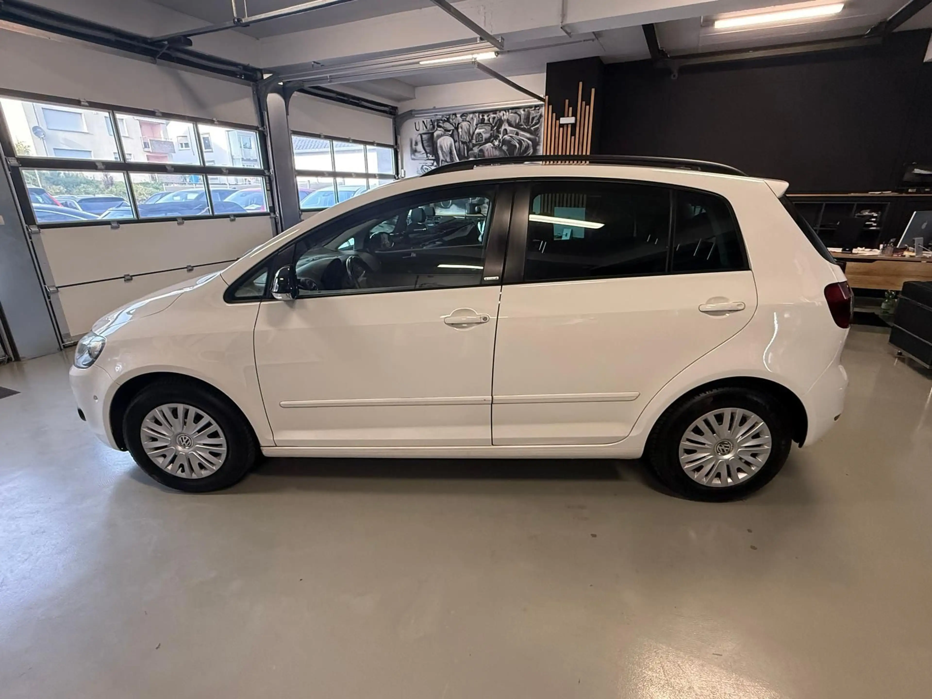 Volkswagen Golf Plus 1.4 TSI Style NAVI PDC SITZHEIZUNG — photo 9