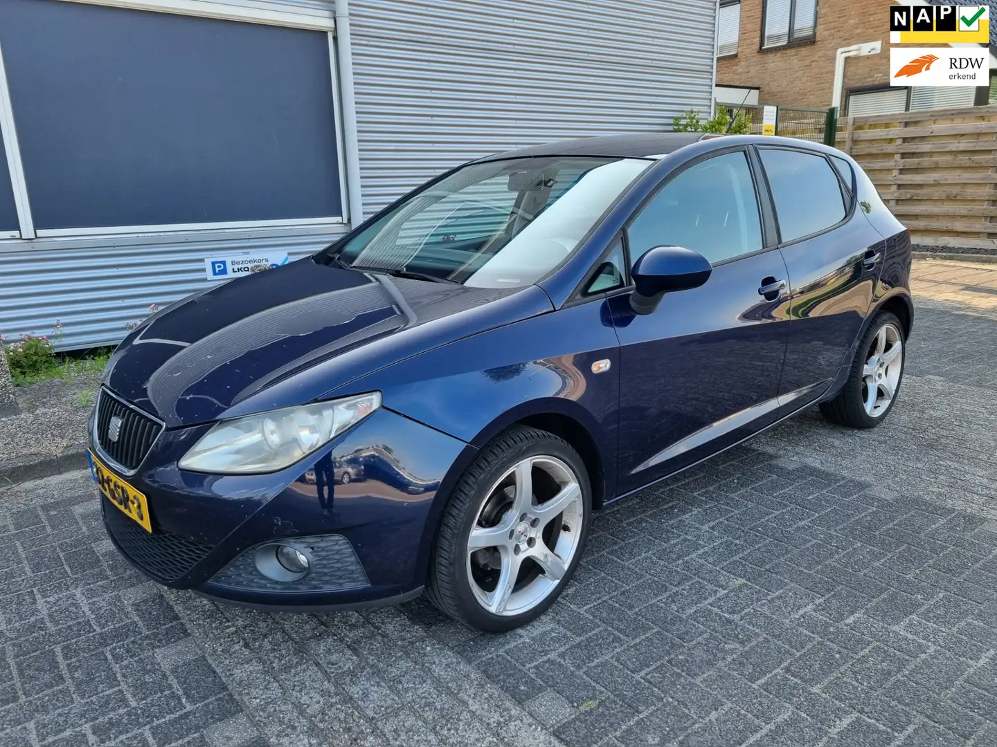 SEAT Ibiza 1.6 Stylance 77kw 5-Drs Clima! Bj:2008 NAP! Blauw - 1