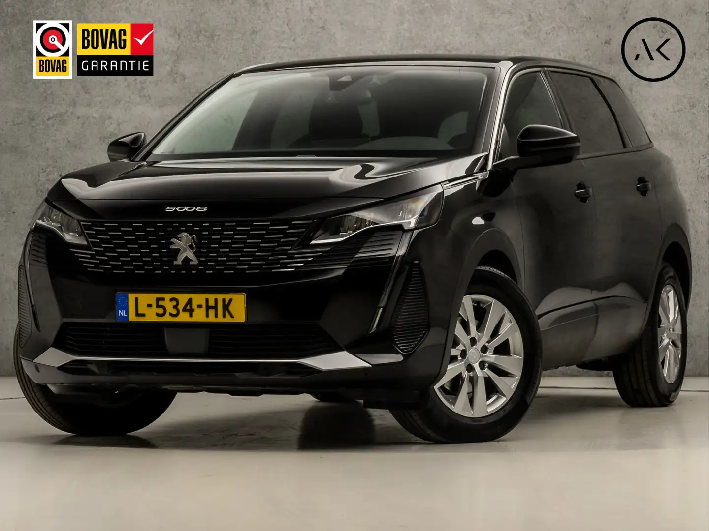Peugeot 5008 1.2 PureTech Sport 7 Persoons (FACELIFT, APPLE CAR Zwart - 1