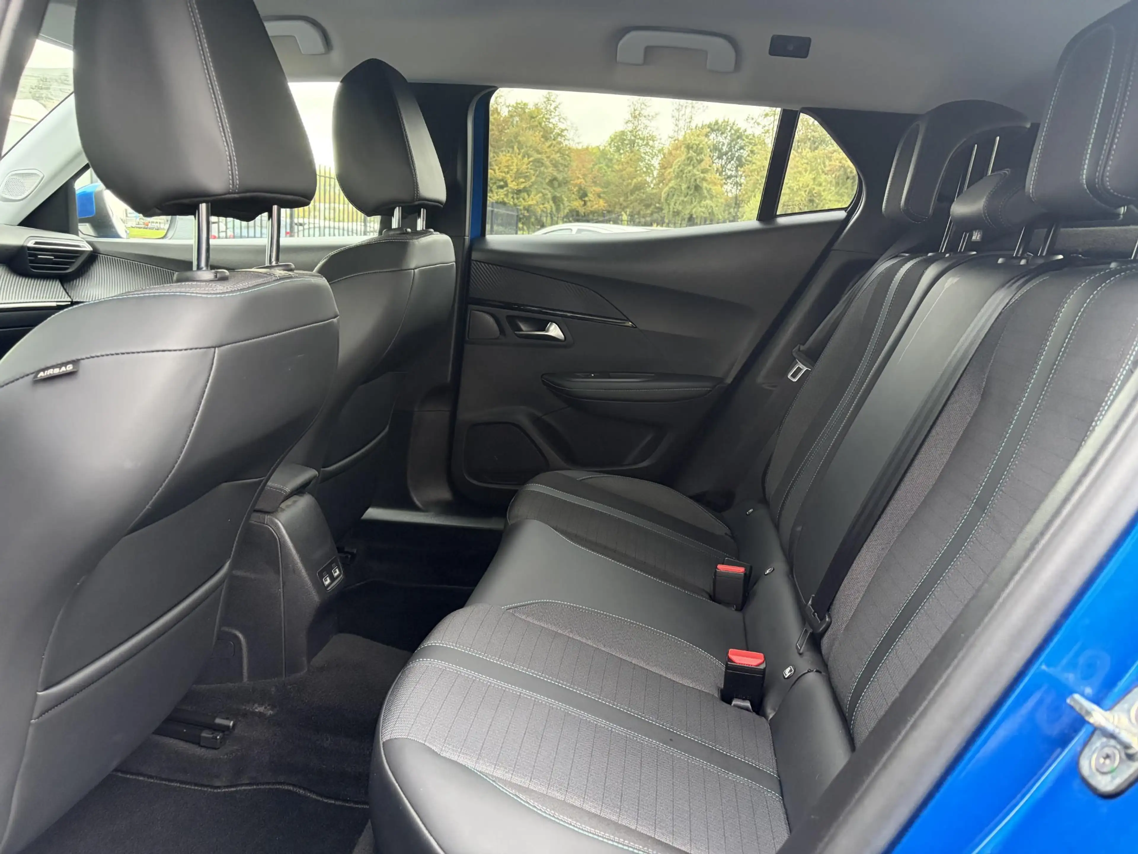 Peugeot 2008 1.2 PureTech Blue Lease Allure ✓2e Eigenaar✓360° C — photo 12