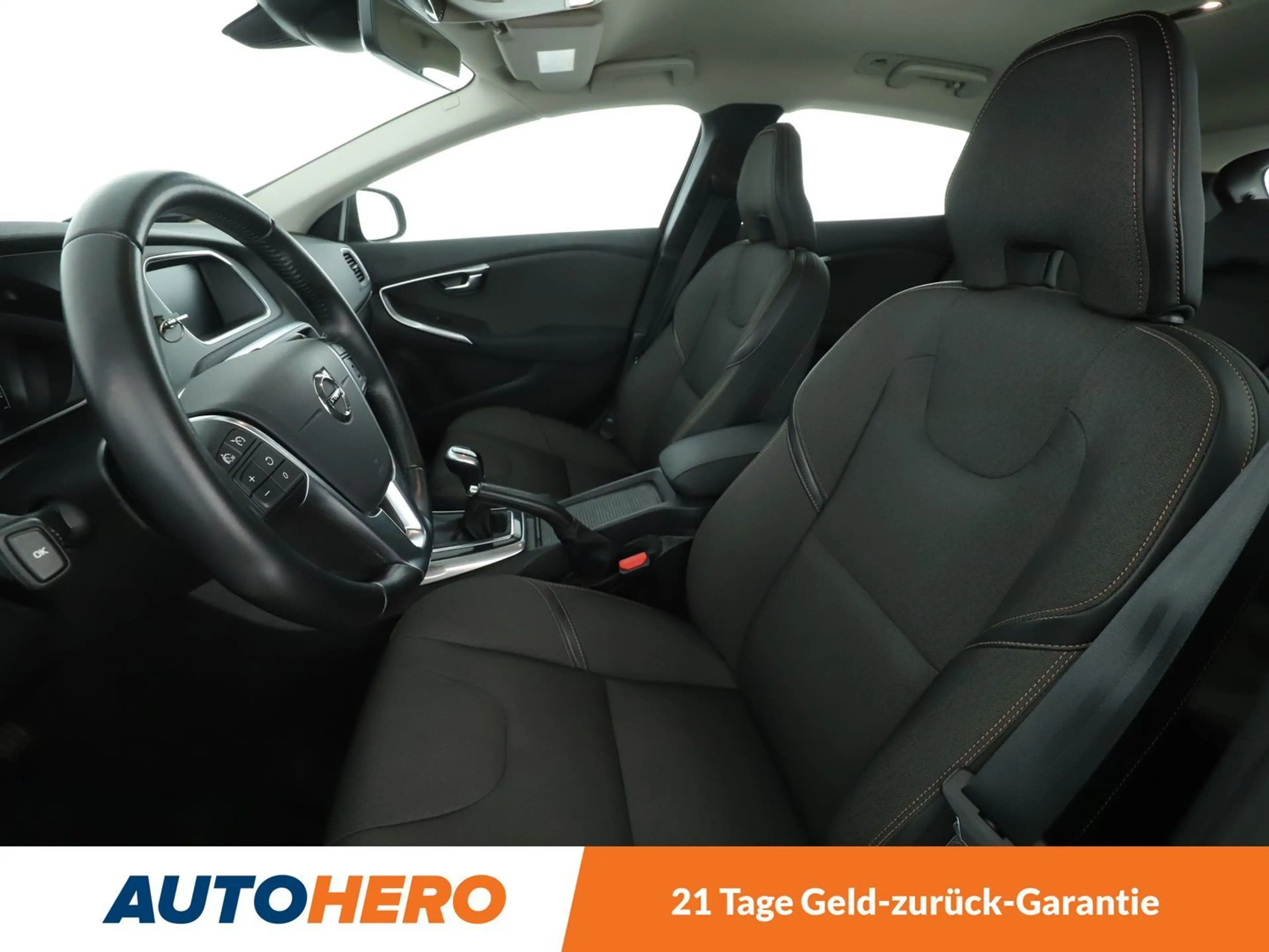 Volvo V40 Cross Country 2.0 D3 Plus*NAVI*LED*TEMPO*CAM*PDC*SHZ*KLIMA* — photo 10