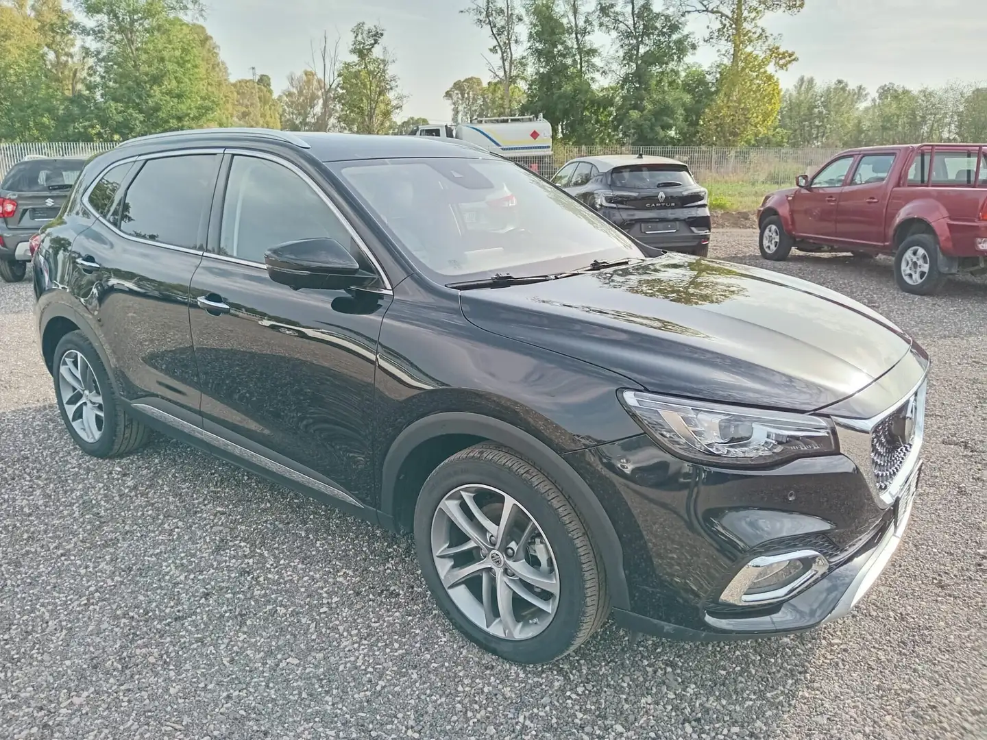 MG HS HS 1.5T-GDI AT Luxury Noir - 2