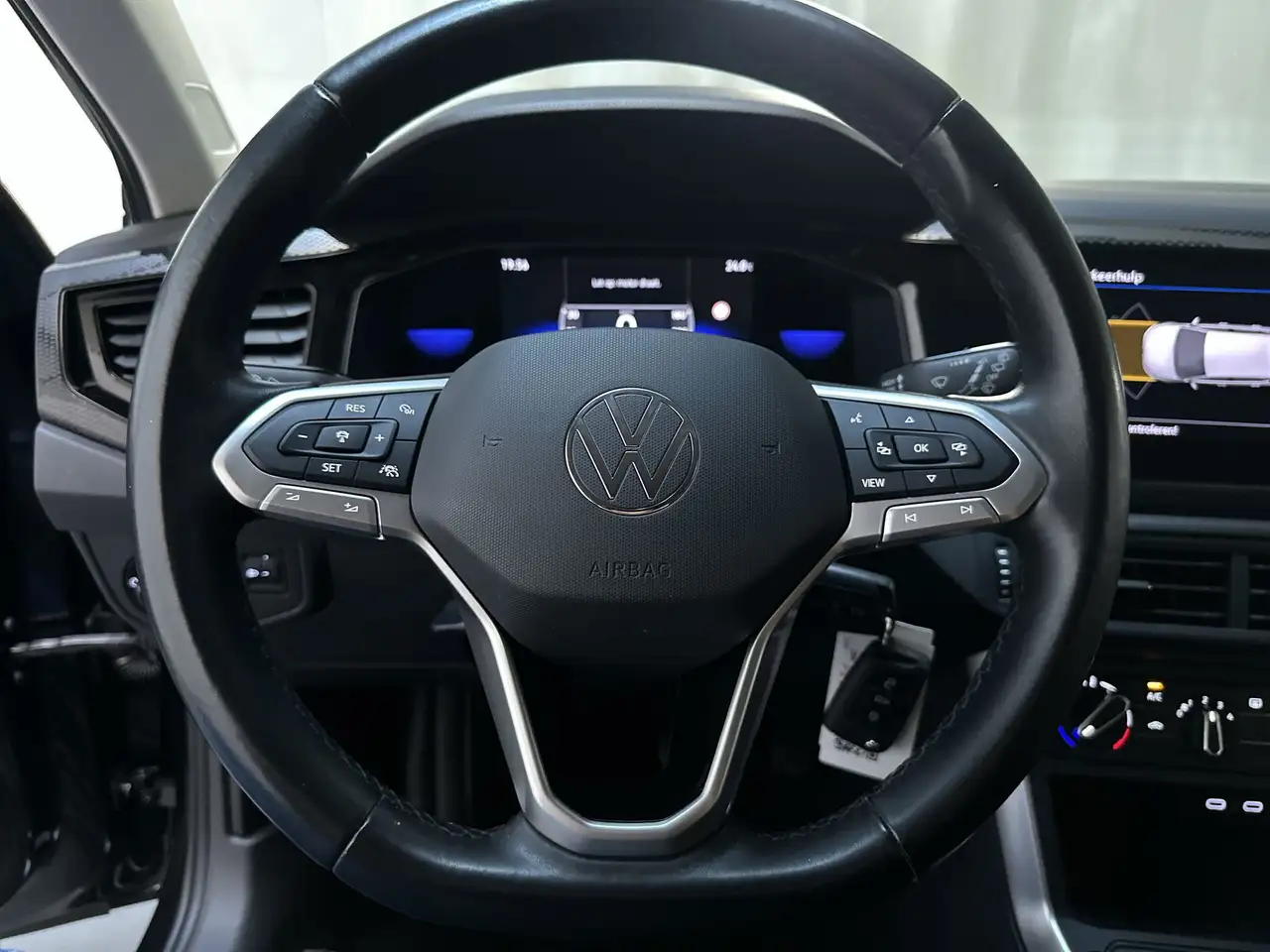 Volkswagen Polo 1.0 TSI Life Parkeersensoren Navigatie DAB+ App-Co, миниатюра 5