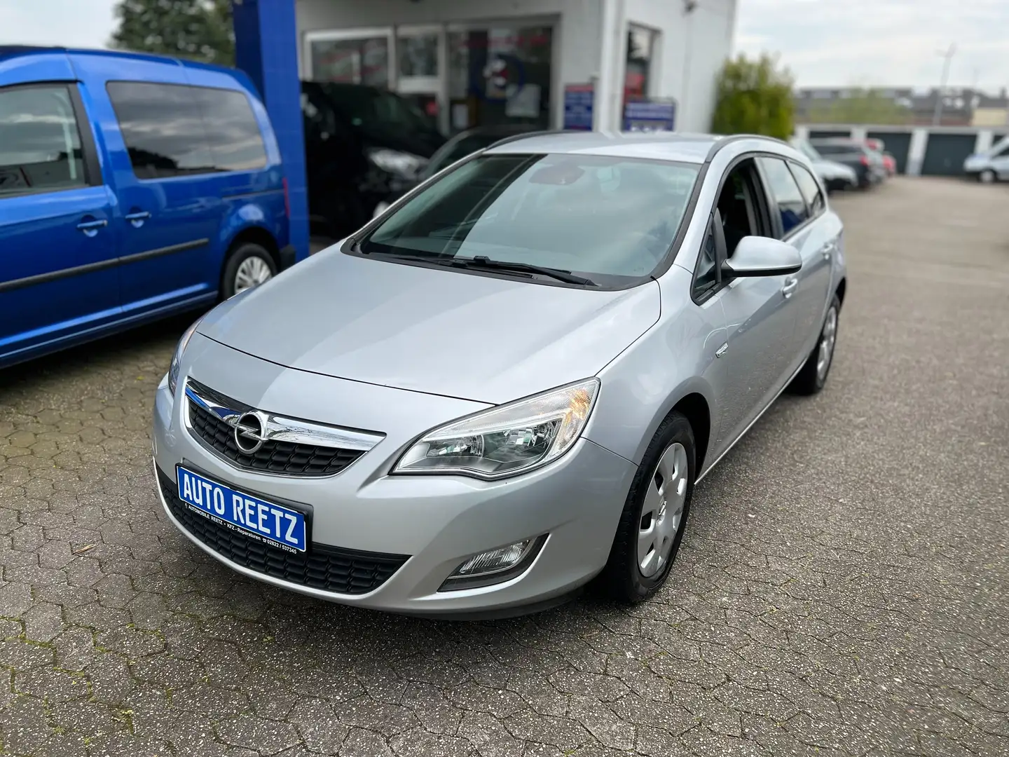 Opel Astra TÜV & Inspektion NEU - Klimaanlage - GARANTIE Silber - 1