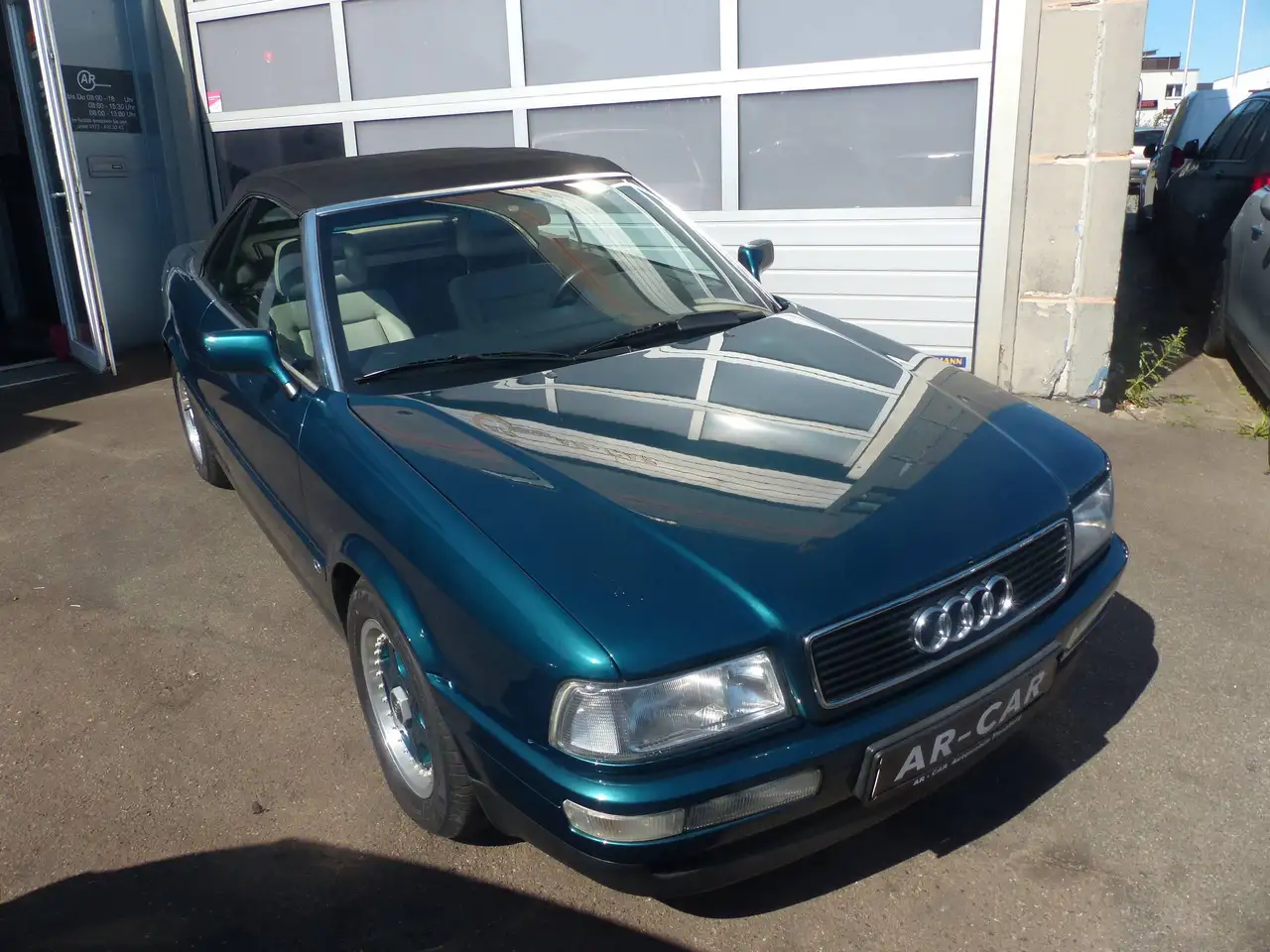Audi Cabriolet 80 Cabriolet 2,3 E Benzin Oldtimer Leder Radio CD Schaltgetriebe 5 Gang Sitzheizung Lederlenkrad HU/AU NEU TÜV 2 Hand, foto 2