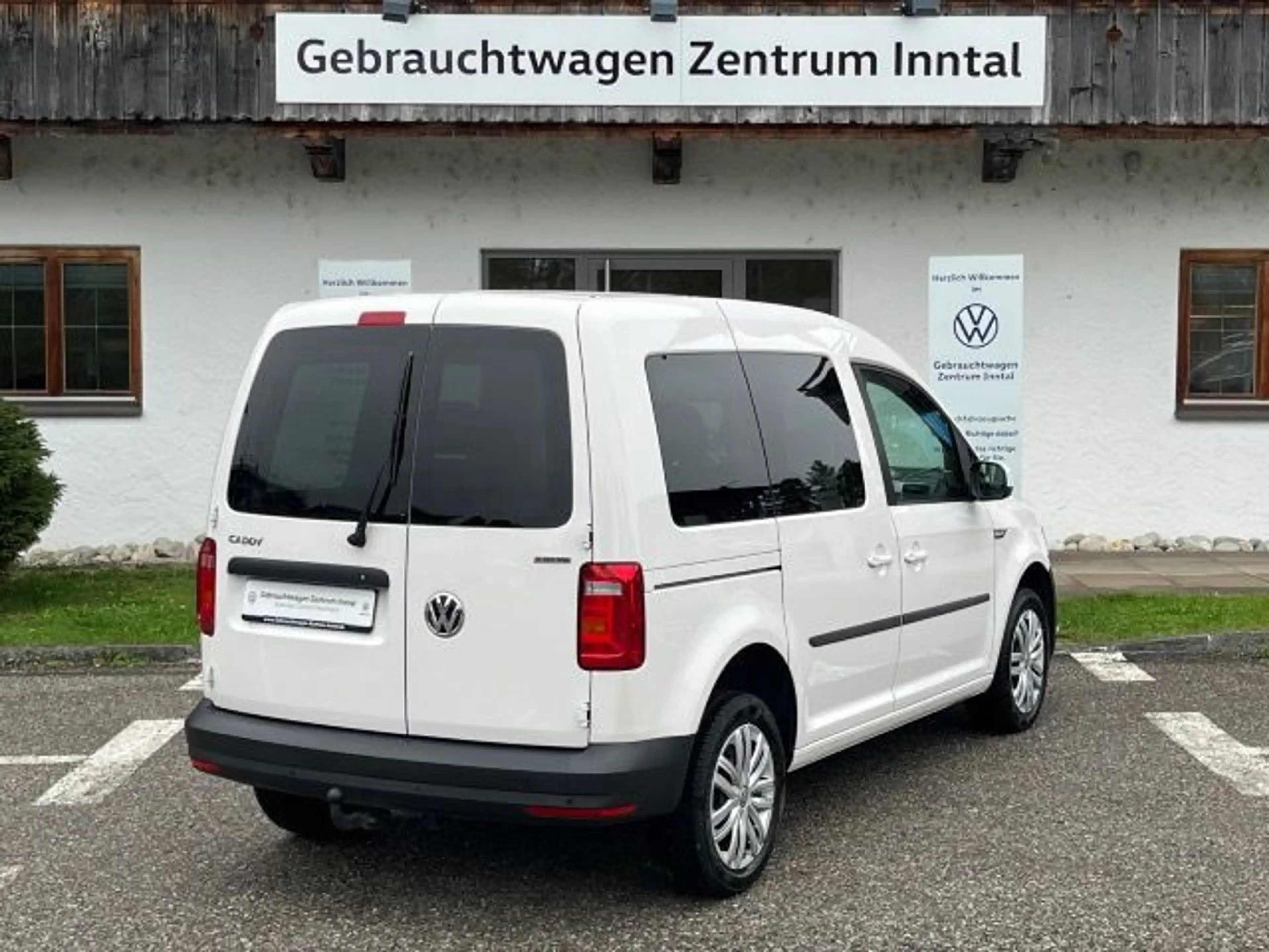 Volkswagen Caddy 2,0 TDI 4Motion (Navi+Klima+AHK) — photo 4