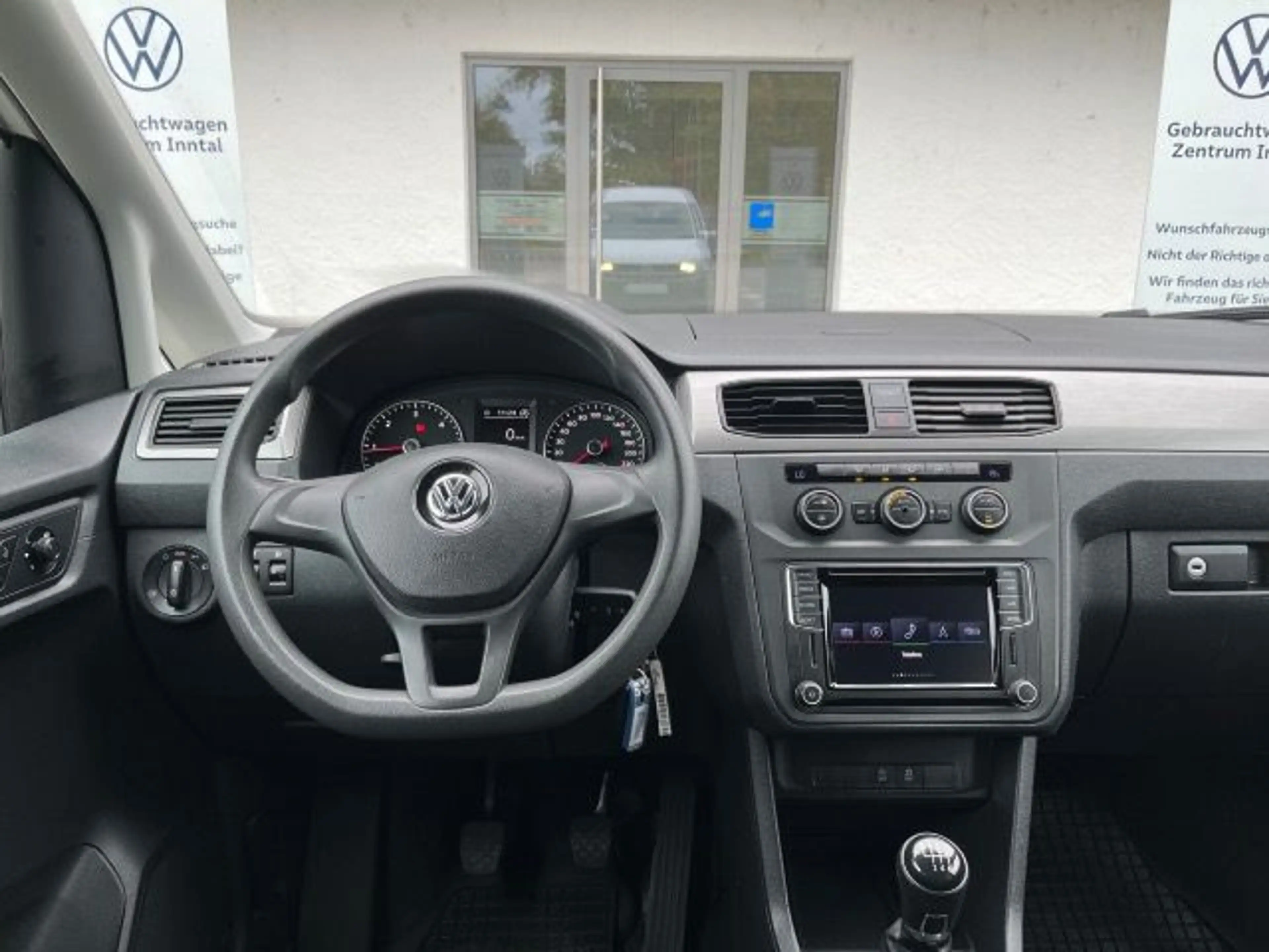 Volkswagen Caddy 2,0 TDI 4Motion (Navi+Klima+AHK) — photo 13