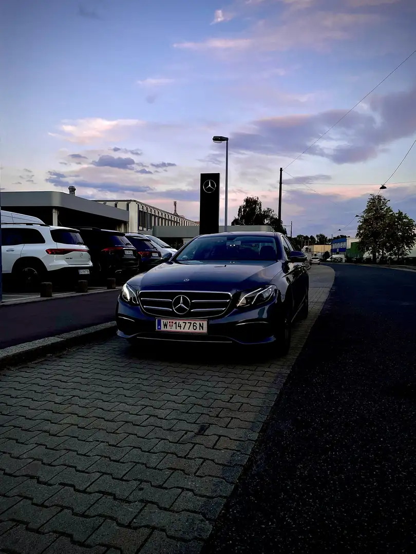 Mercedes-Benz E 250 Avantgarde Aut. - 1