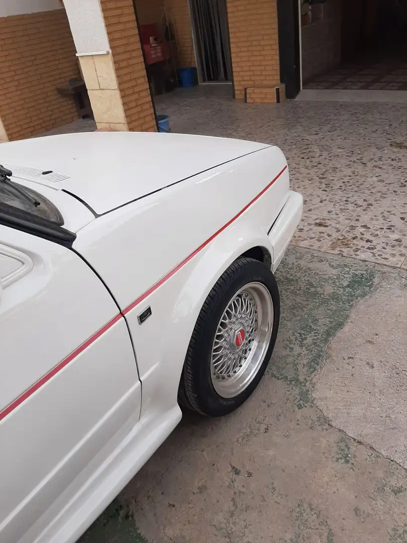 Volkswagen Golf GTI 1.8 A.A. 110 - 1