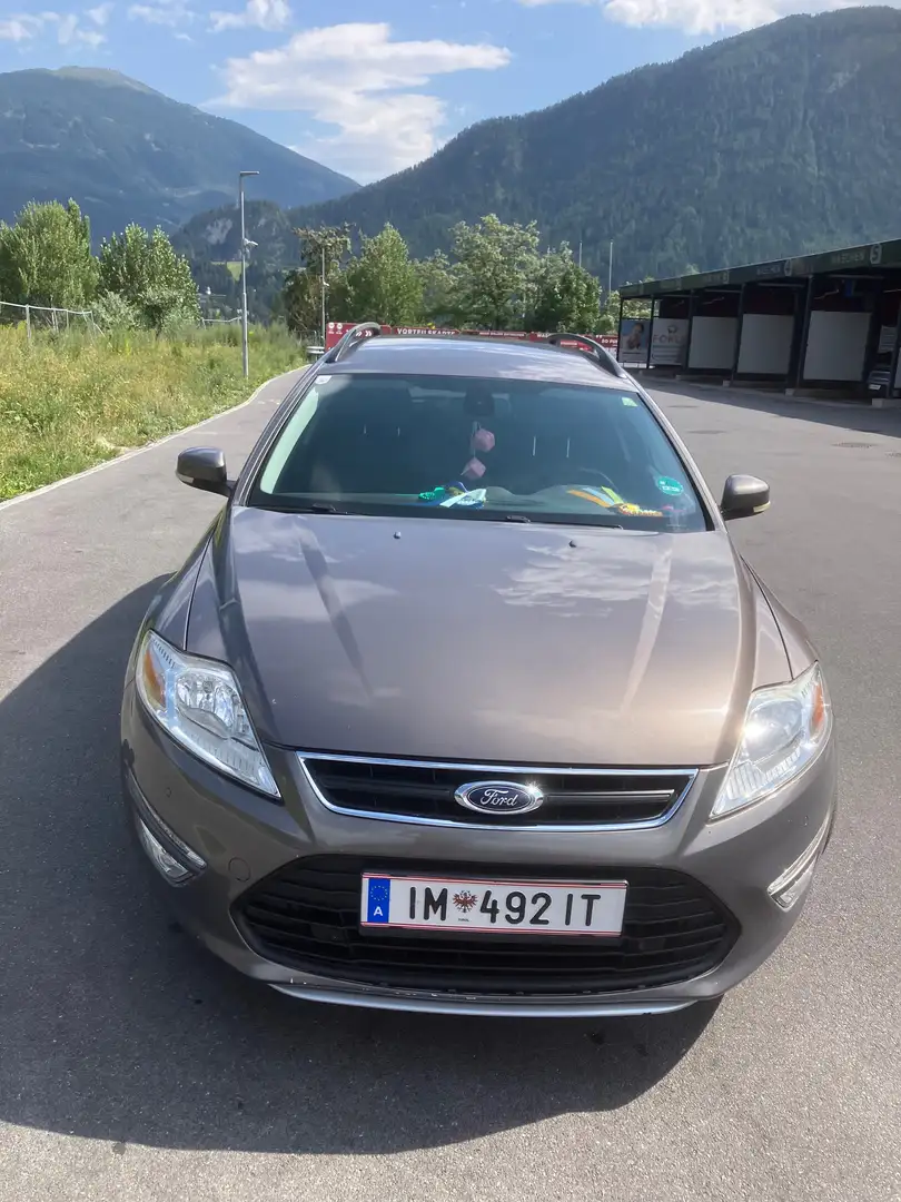 Ford Mondeo Mondeo Traveller Trend 2,0 TDCi DPF Trend Silber - 1