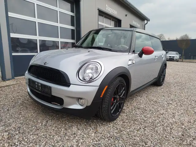 MINI John Cooper Works Clubman Mini John Cooper Works Clubman
