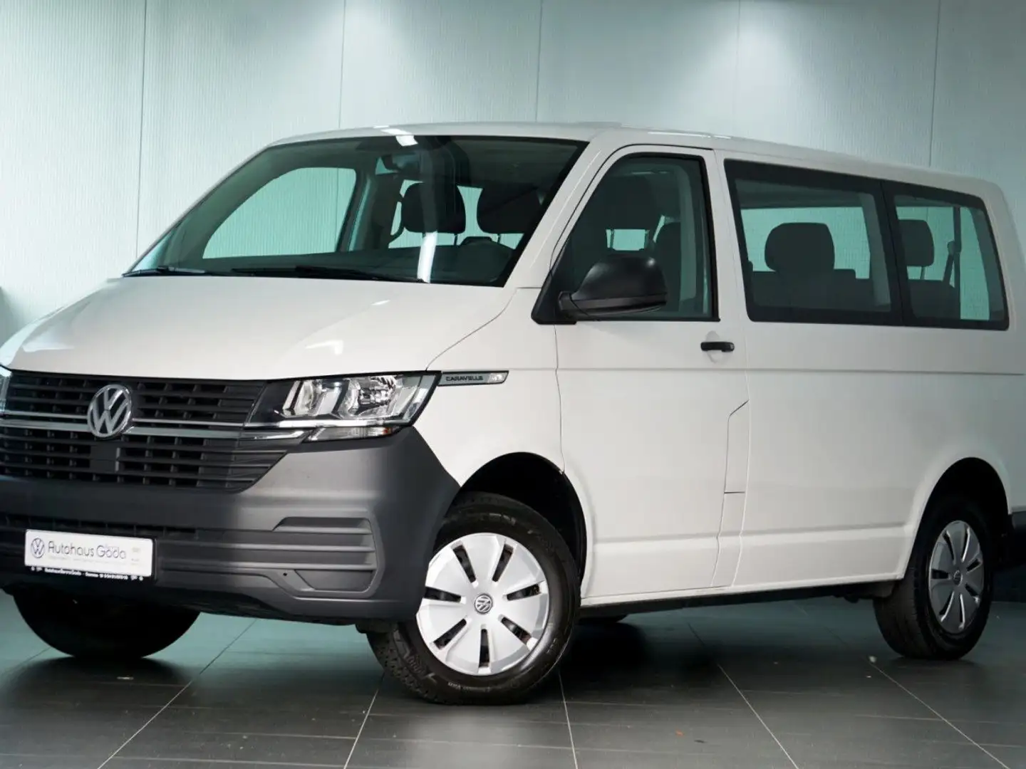 Volkswagen T6.1 Caravelle Trendline 2.0 TDI 5-Gang kurzer Weiß - 2