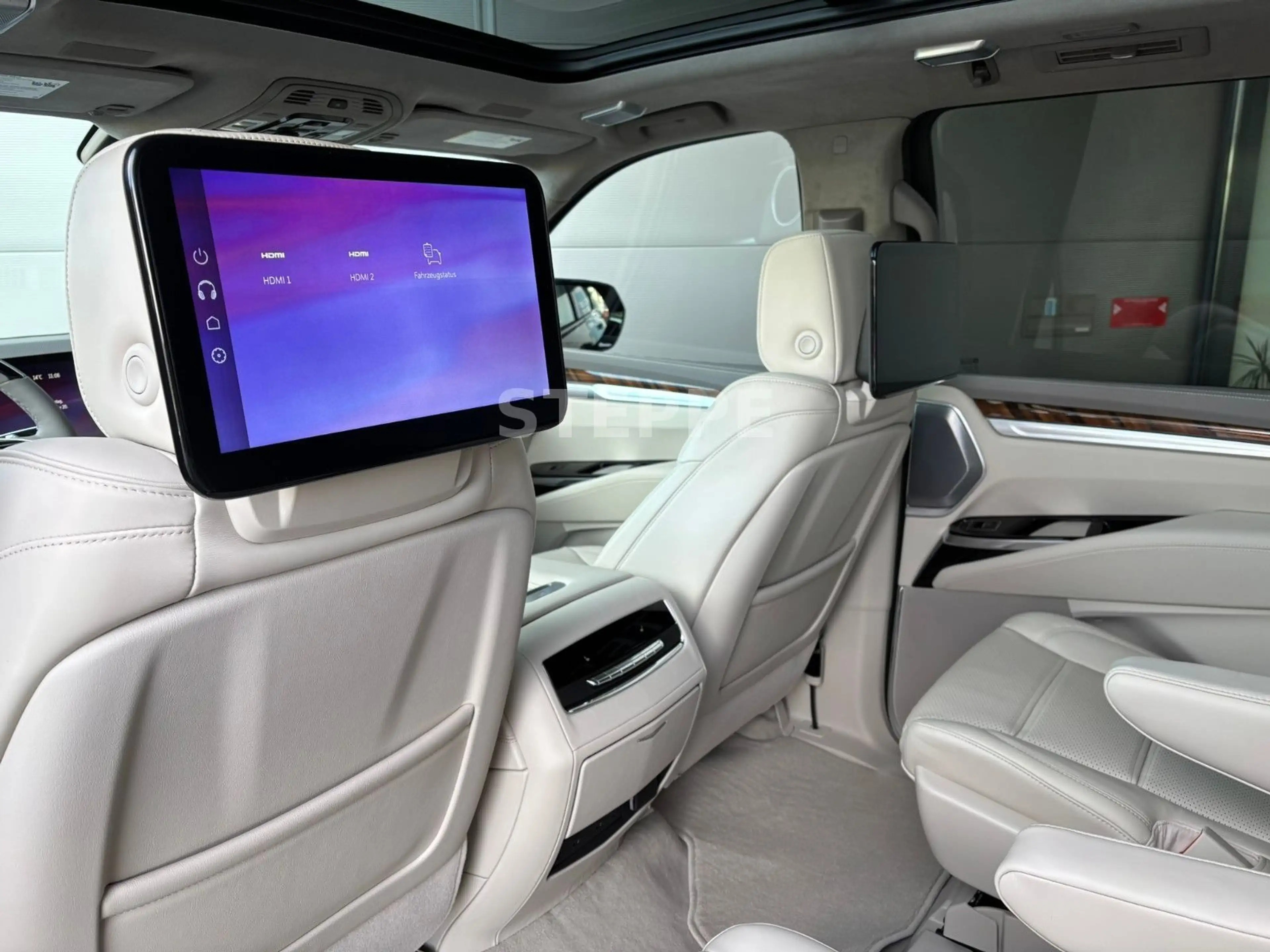 Cadillac Escalade FACELIFT MY26 6.2 V8 ESV Sport Platinum — photo 10