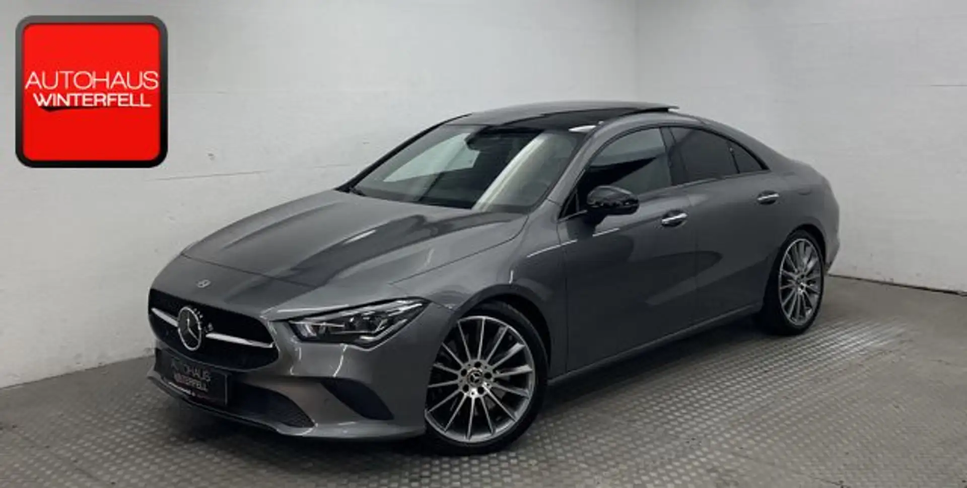 Mercedes-Benz CLA 250 4M NIGHT AMG 19Z PANO+HUD+MASSAGE+MEMO+ Gris - 1