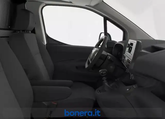 Toyota Proace view 6